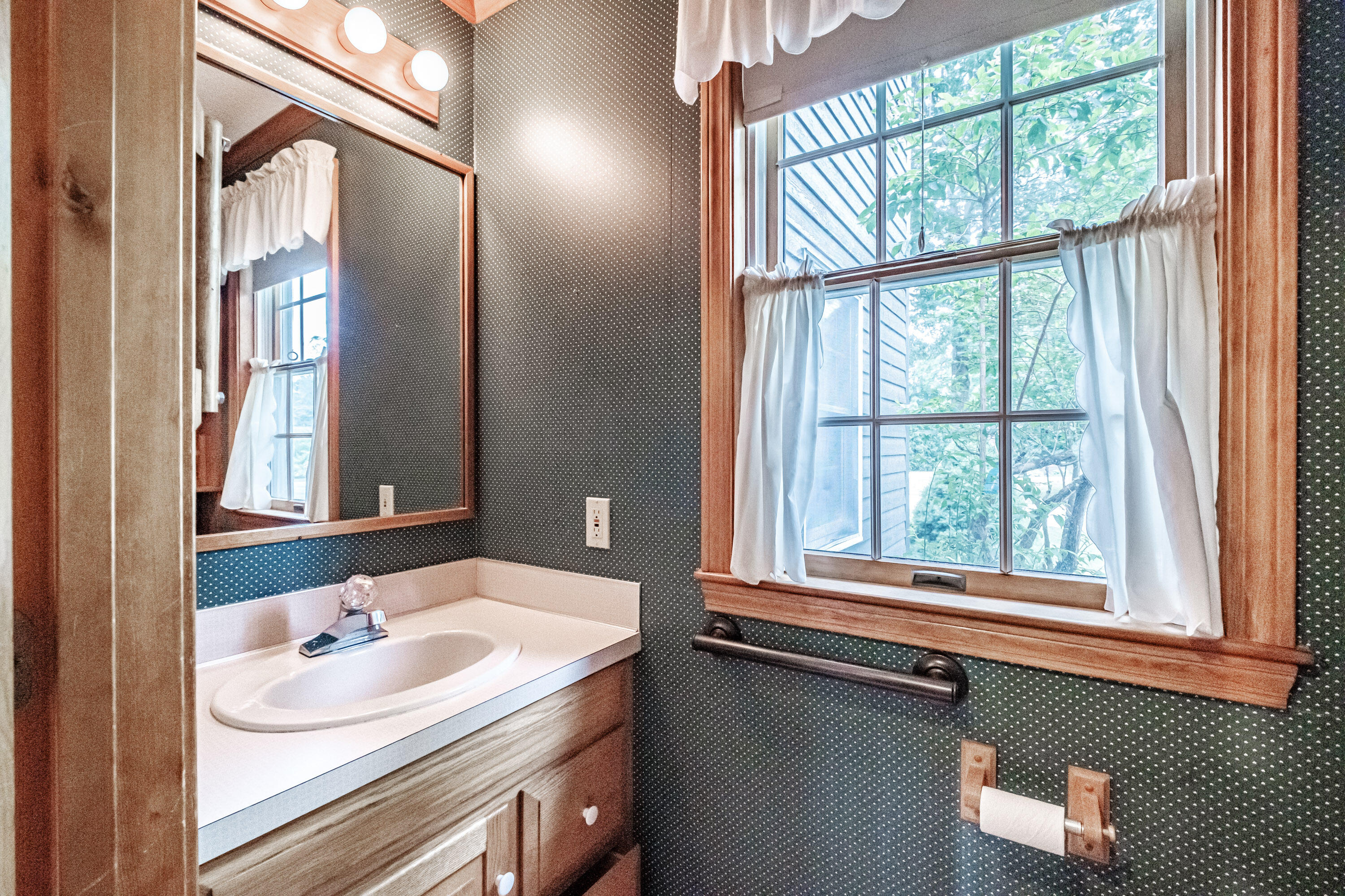 22 Horseshoe Drive