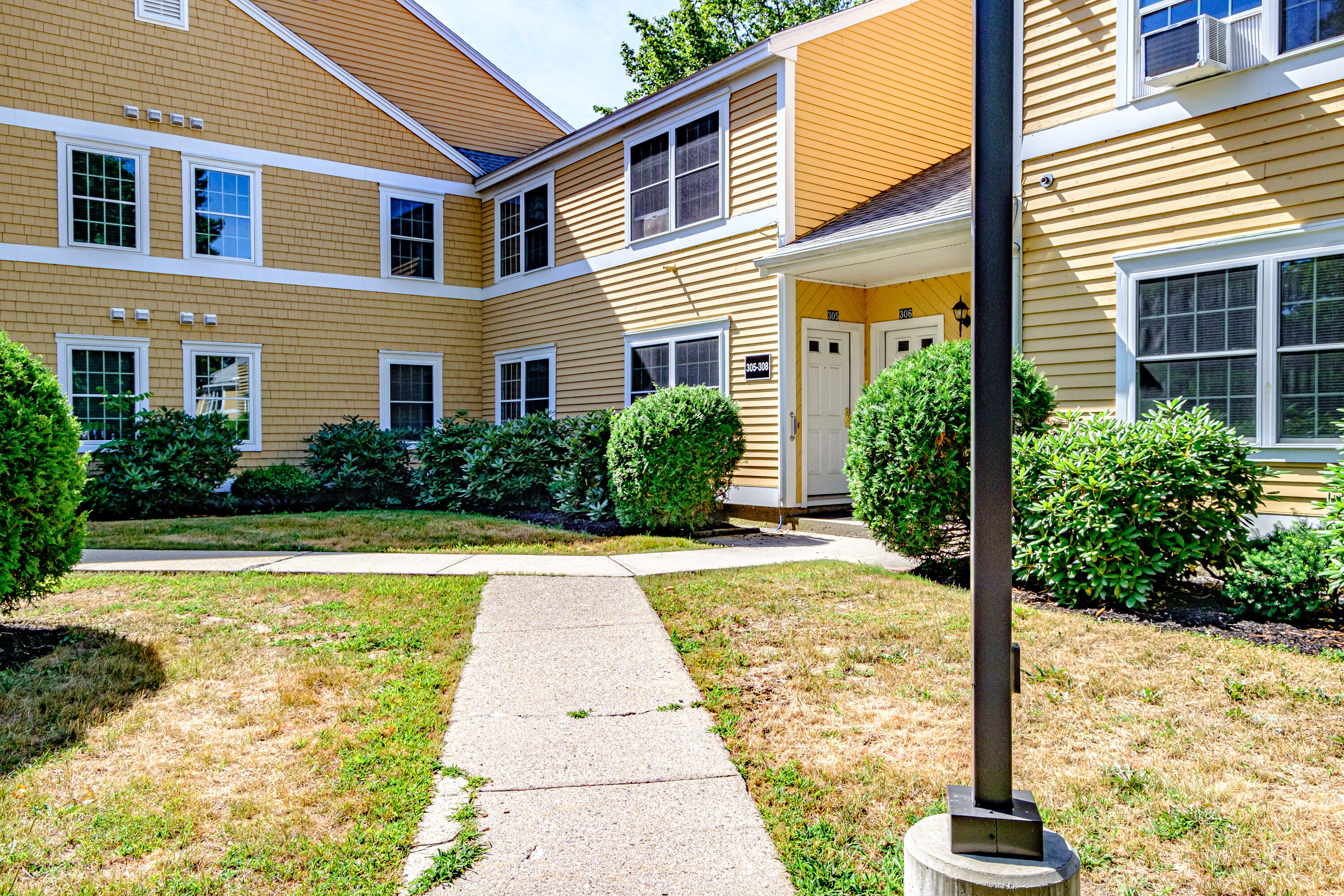 161 Saco Avenue, 308