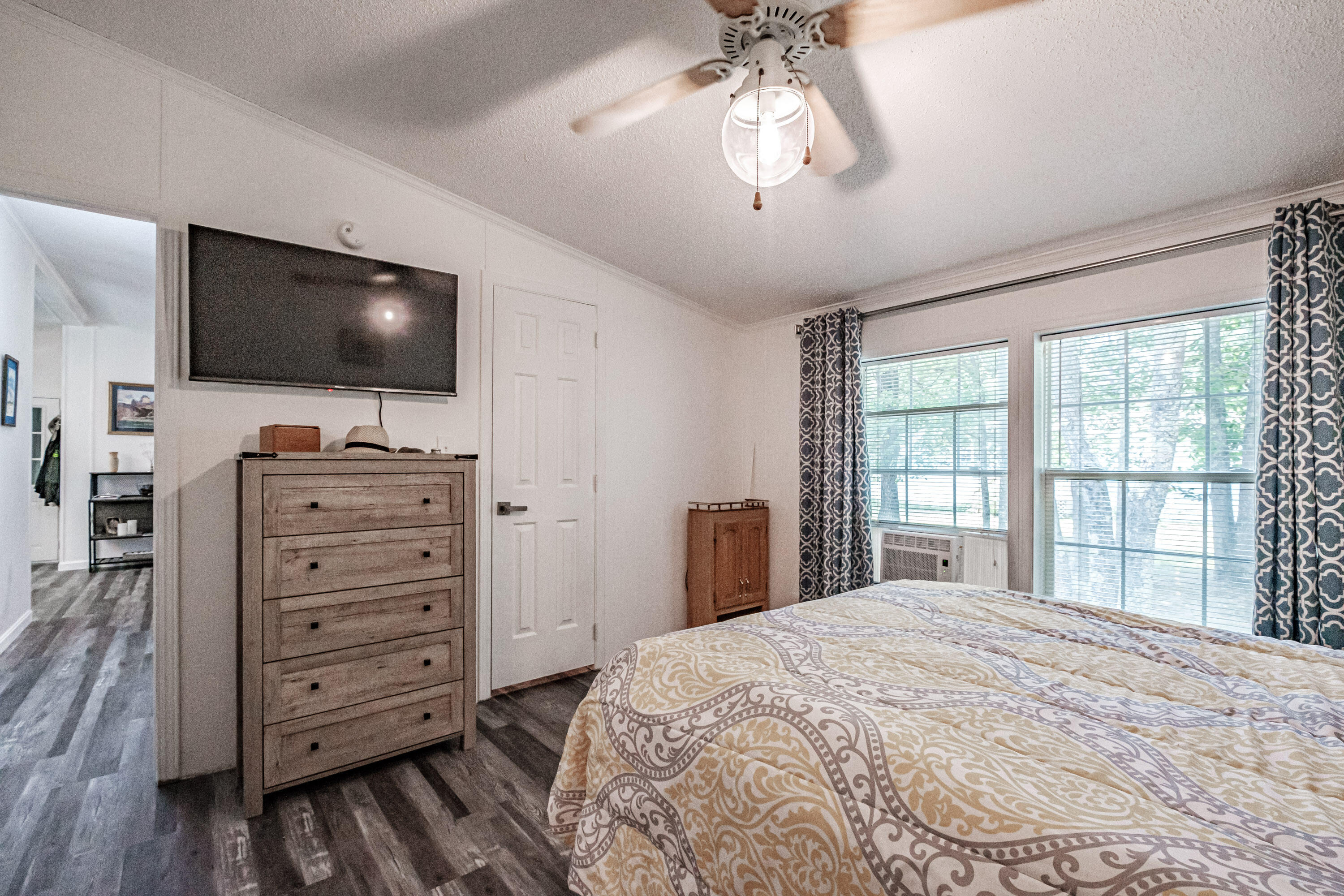4 Pine Cone Drive