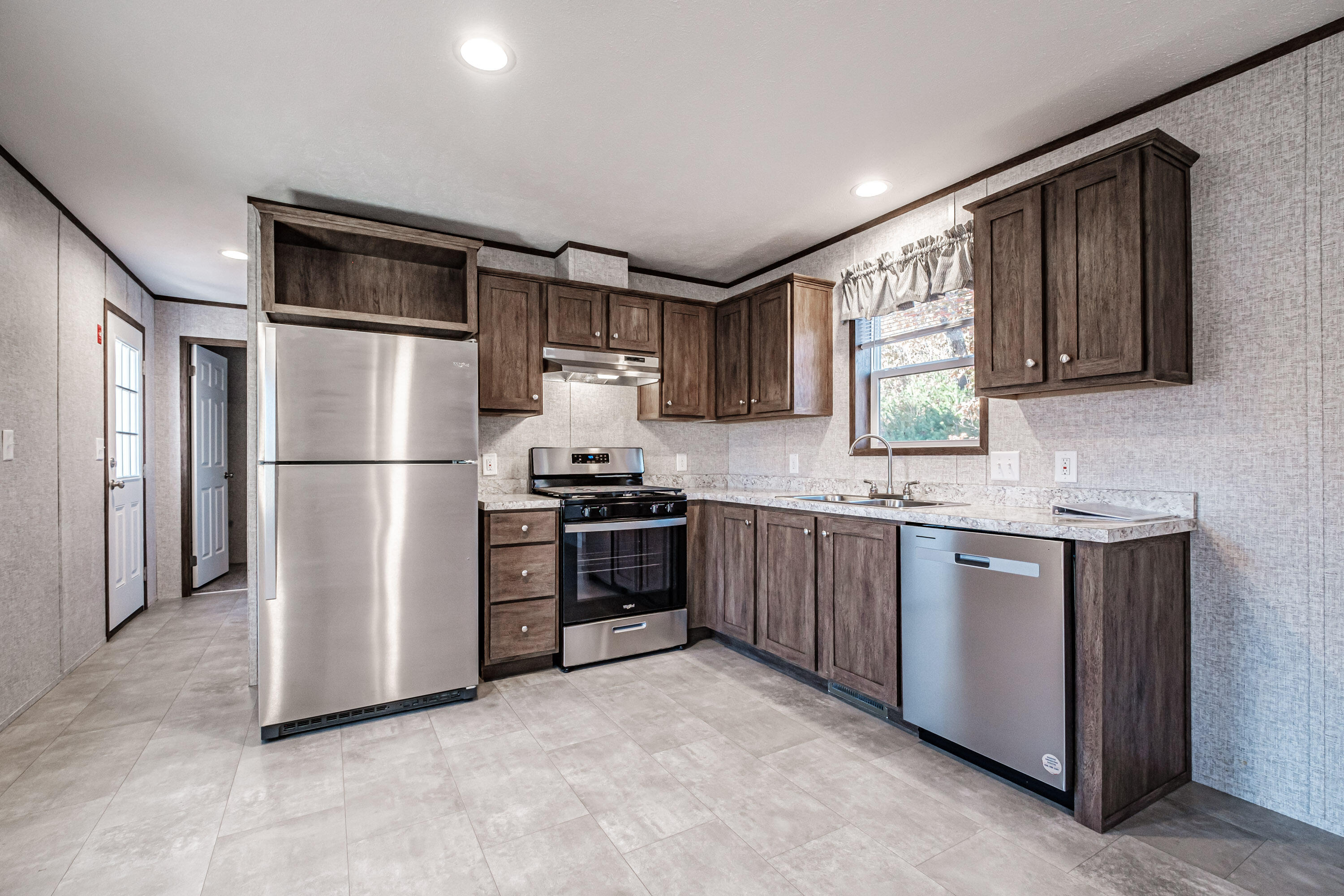24 Cedarwood Drive