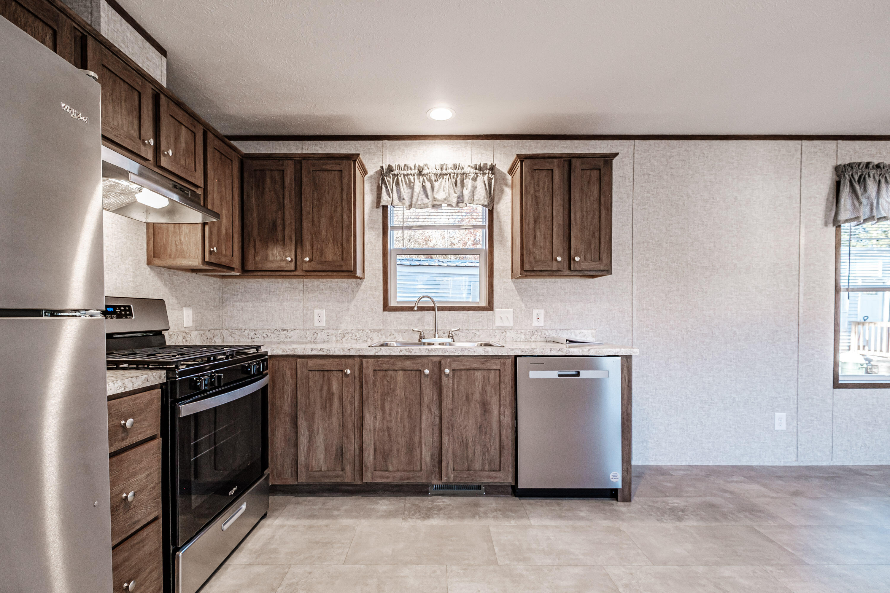 24 Cedarwood Drive