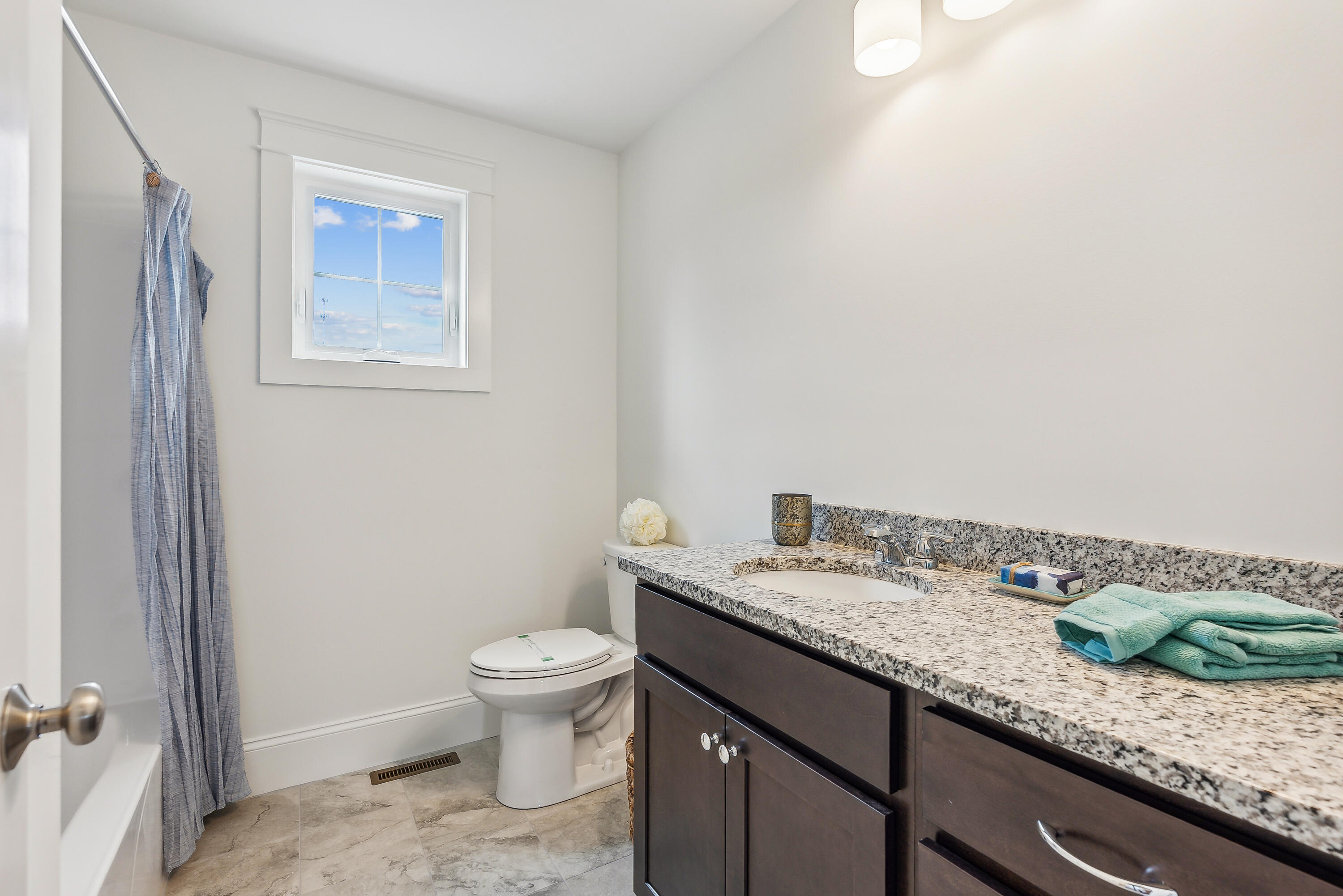 160 Falcon Crest Drive, 48