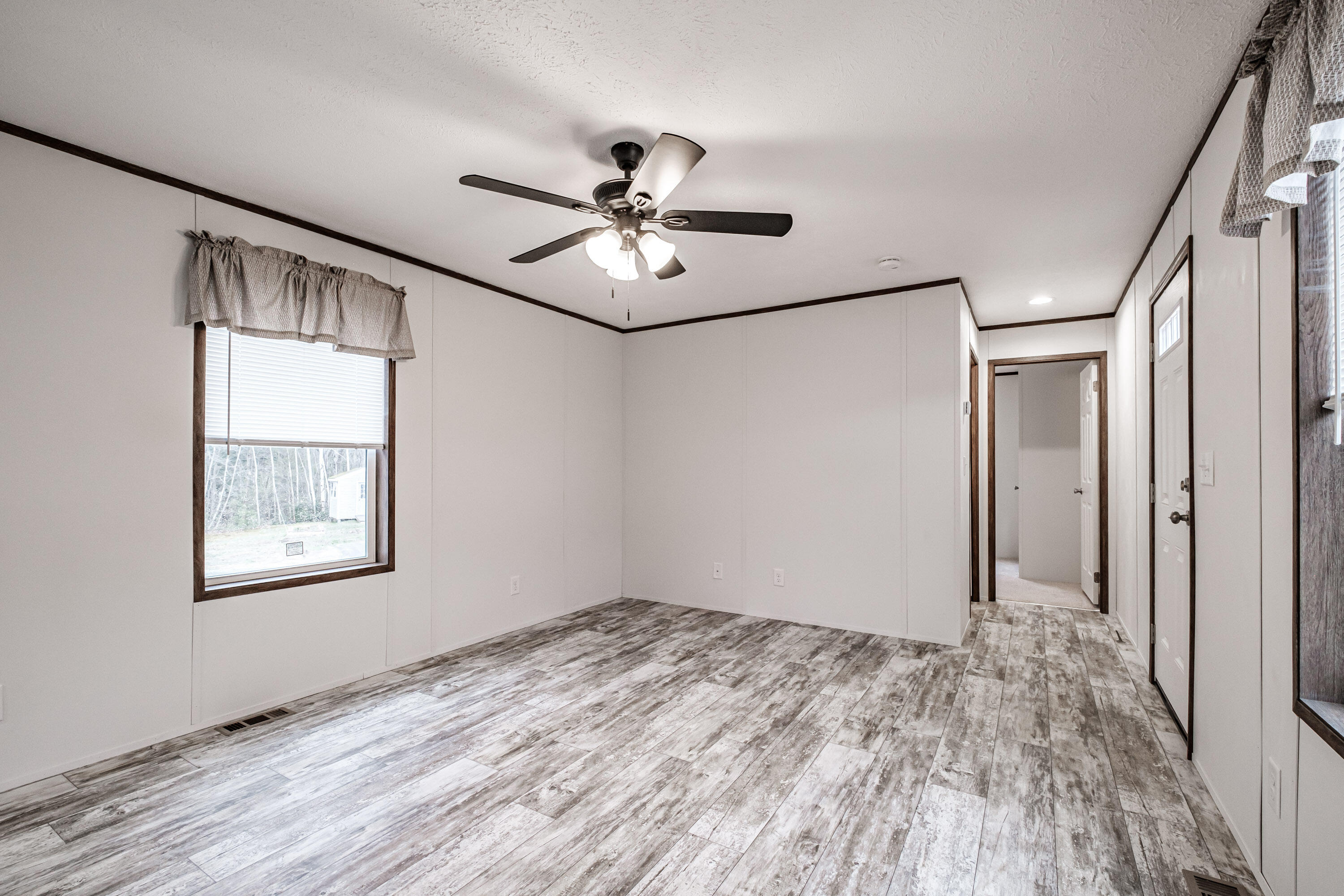 44 Lakewood Drive