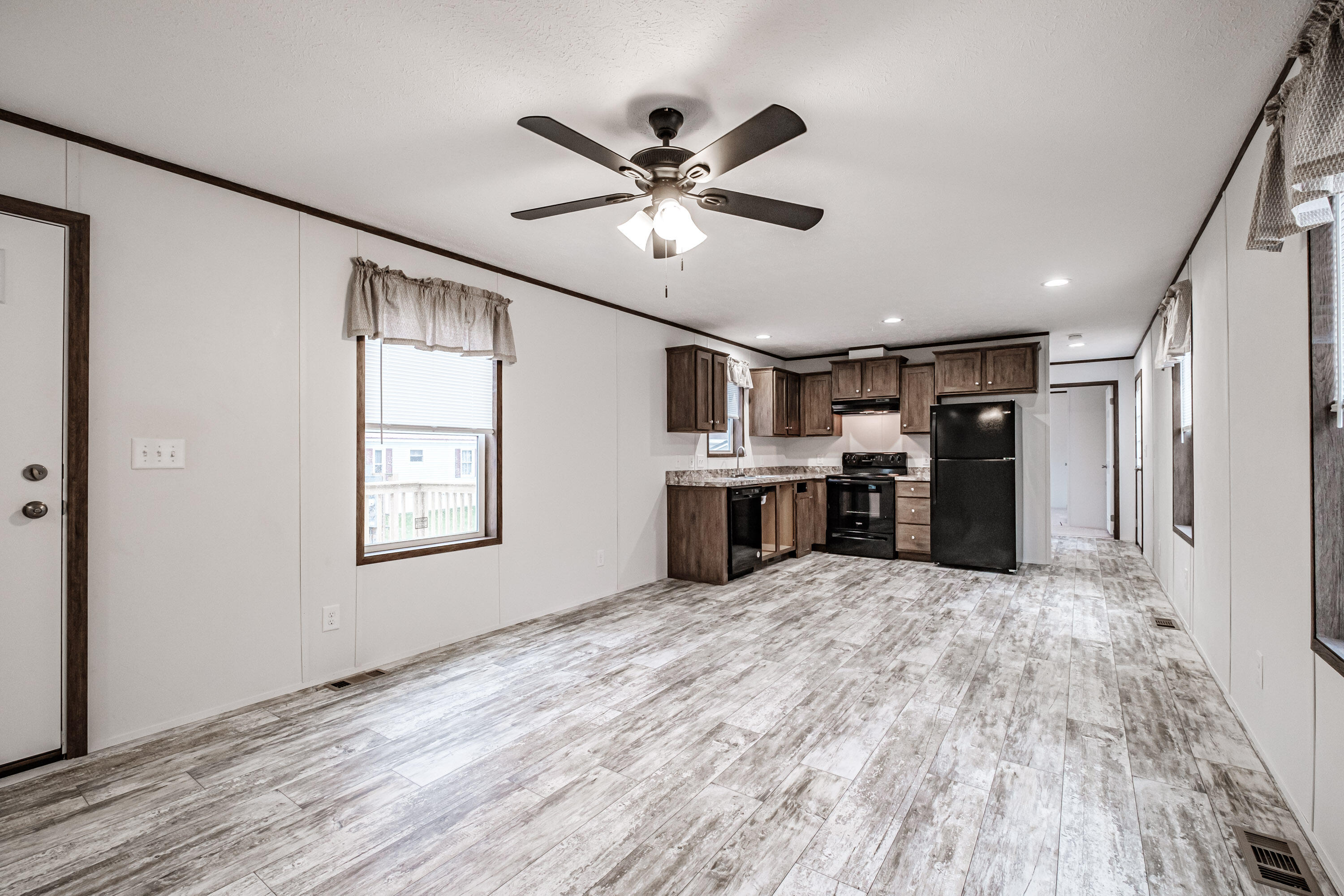 44 Lakewood Drive