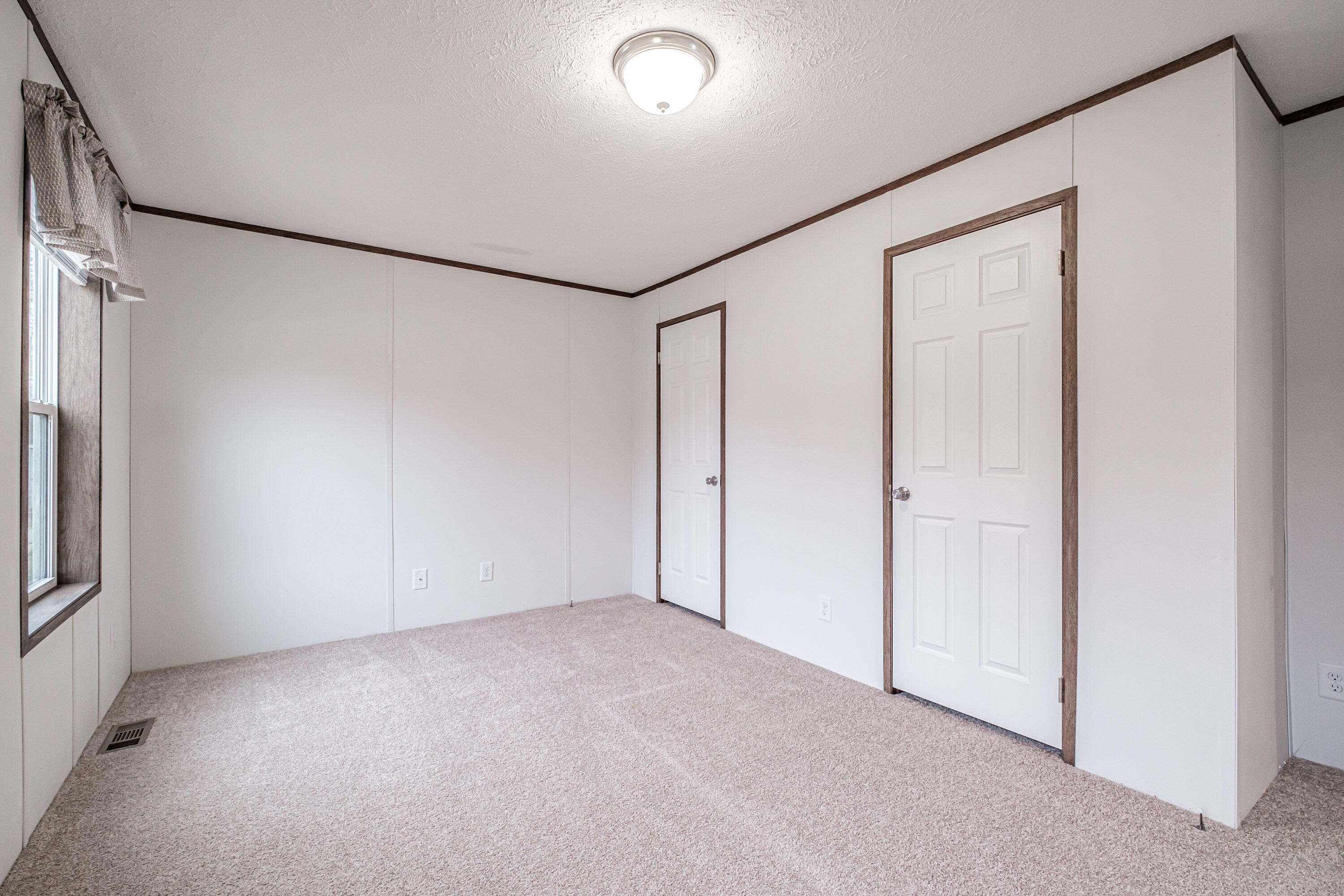 44 Lakewood Drive