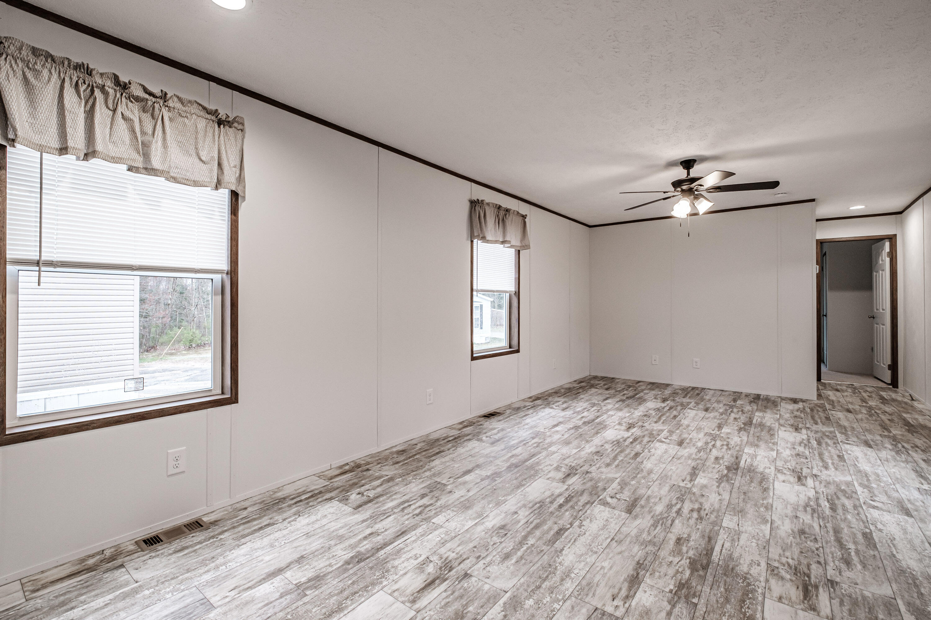 44 Lakewood Drive