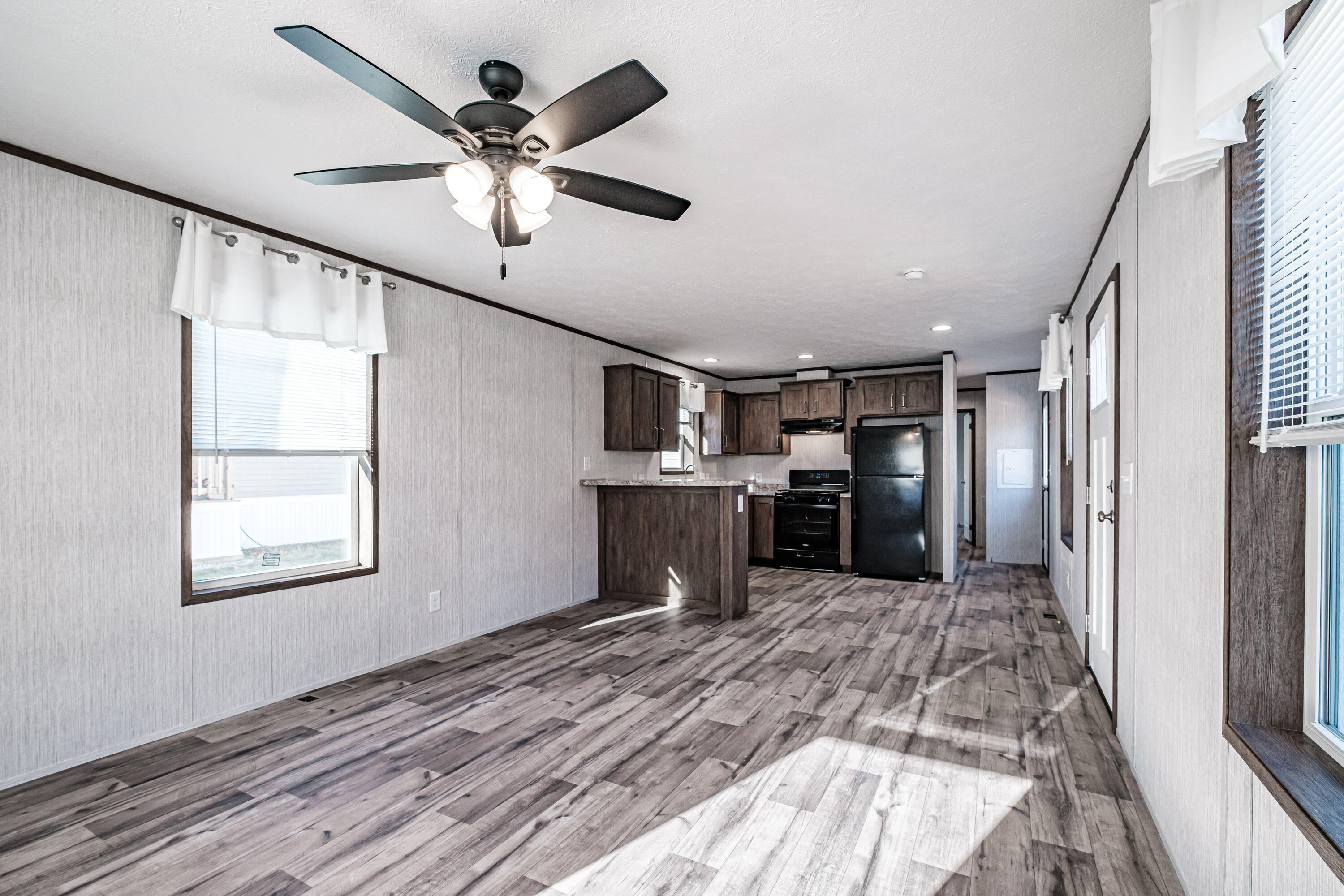 52 Lakewood Drive