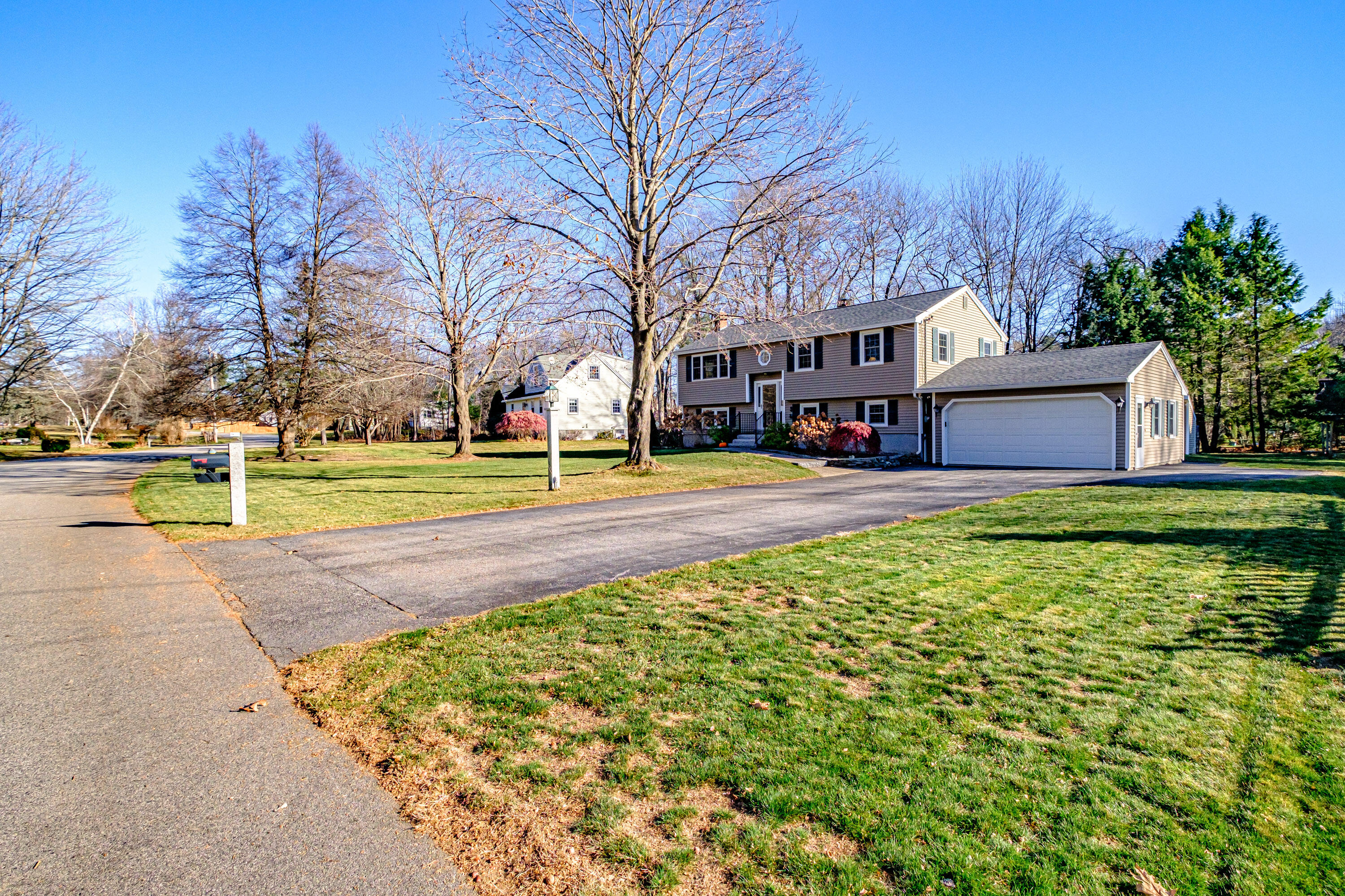 16 Woodside Drive