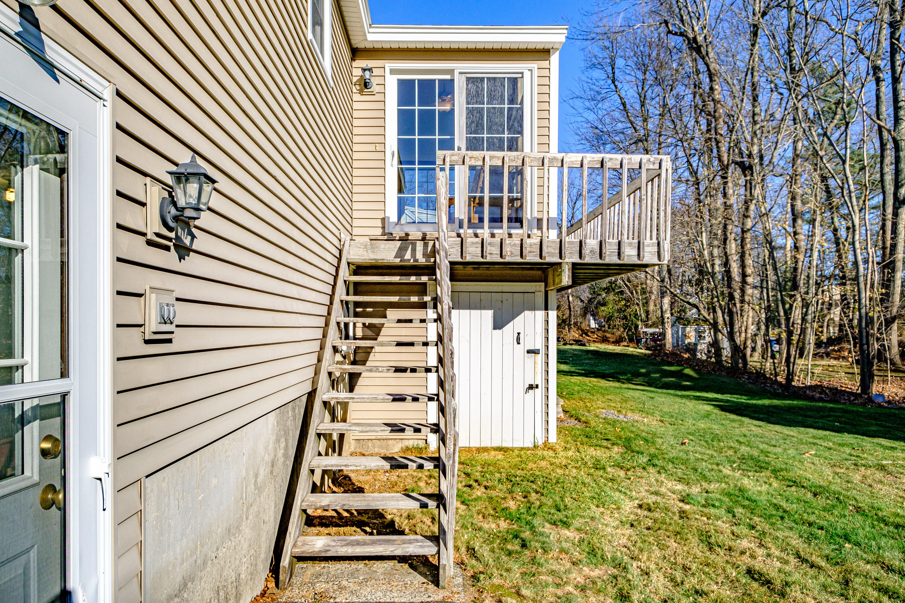 16 Woodside Drive