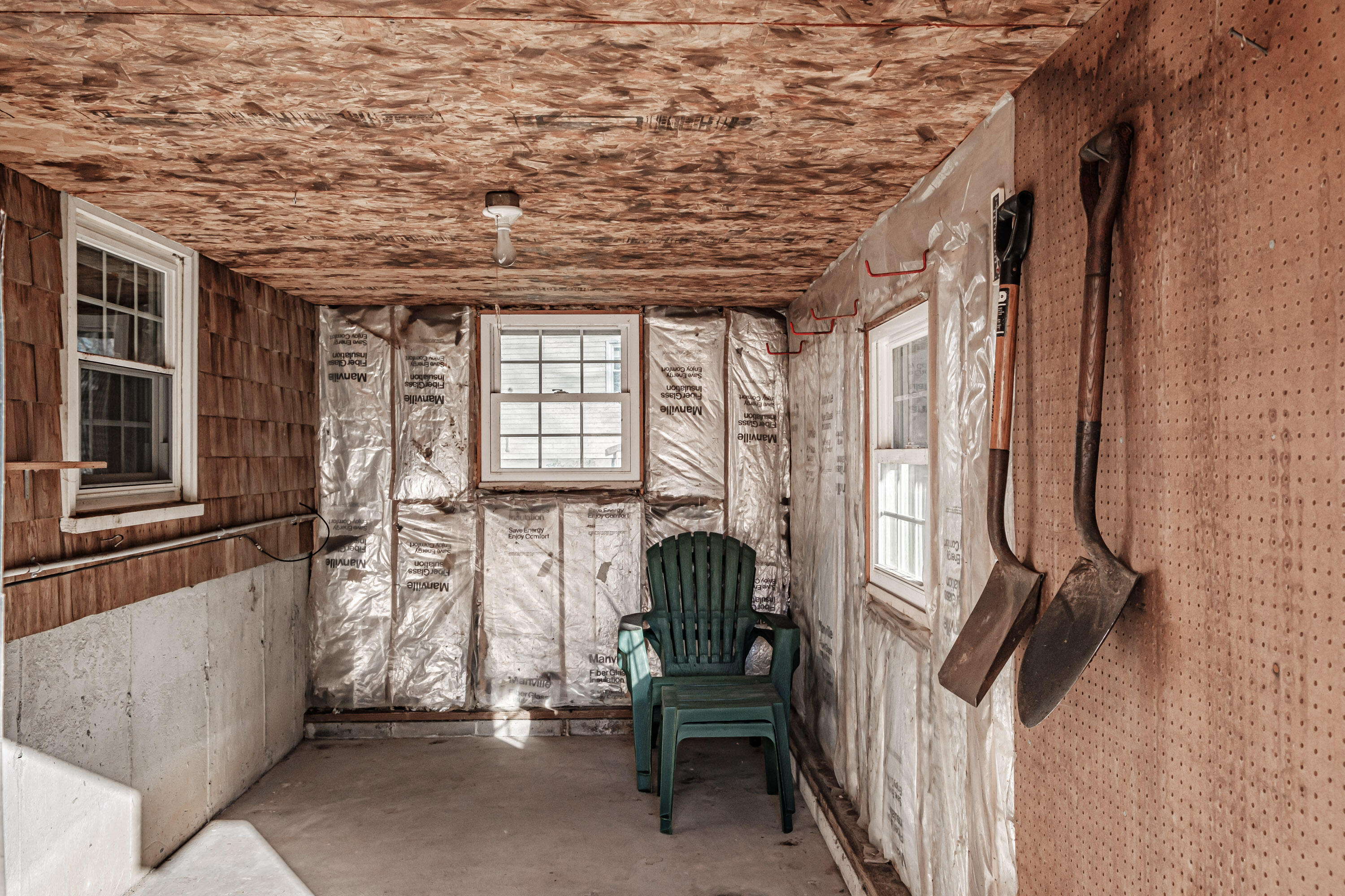 16 Woodside Drive