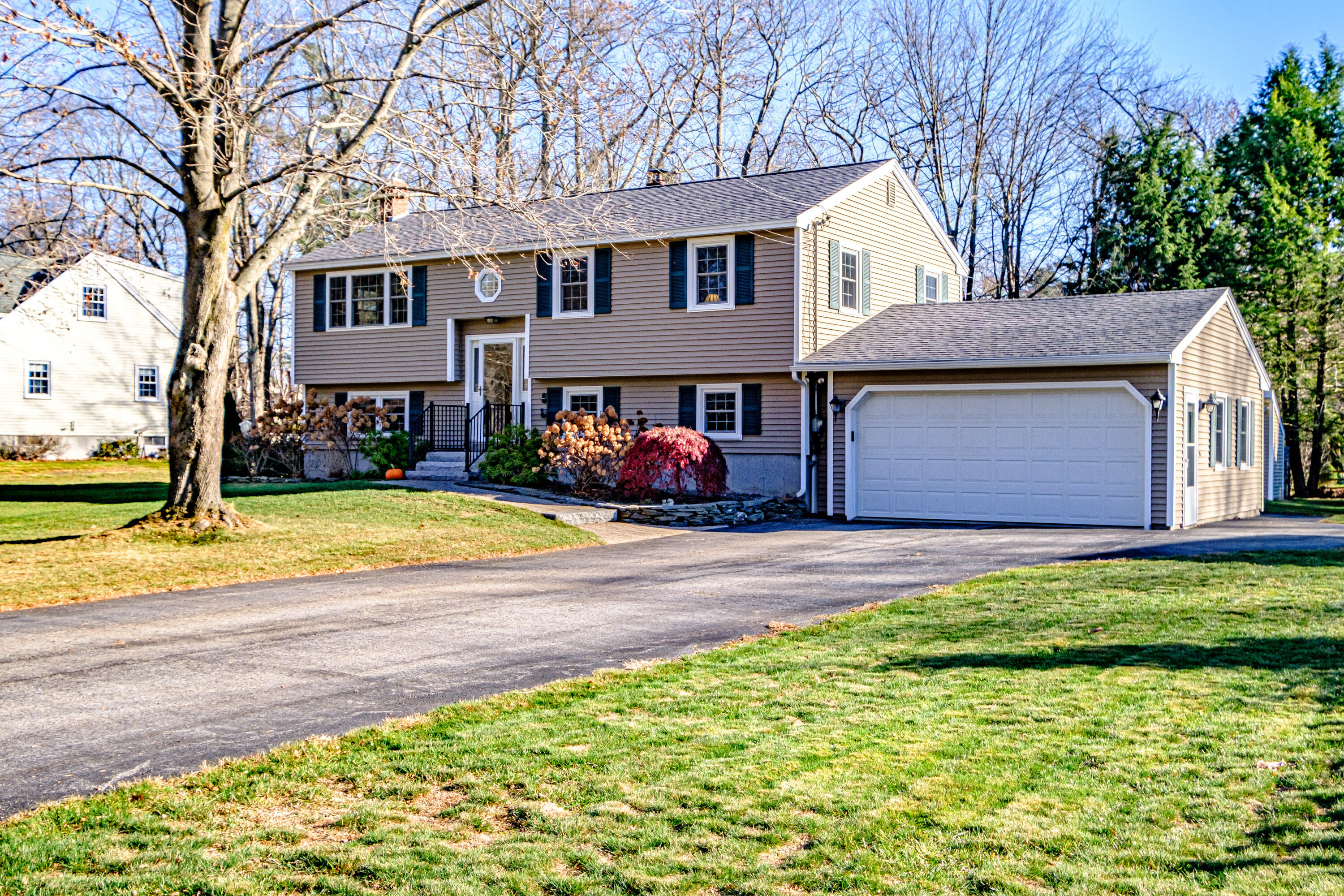 16 Woodside Drive