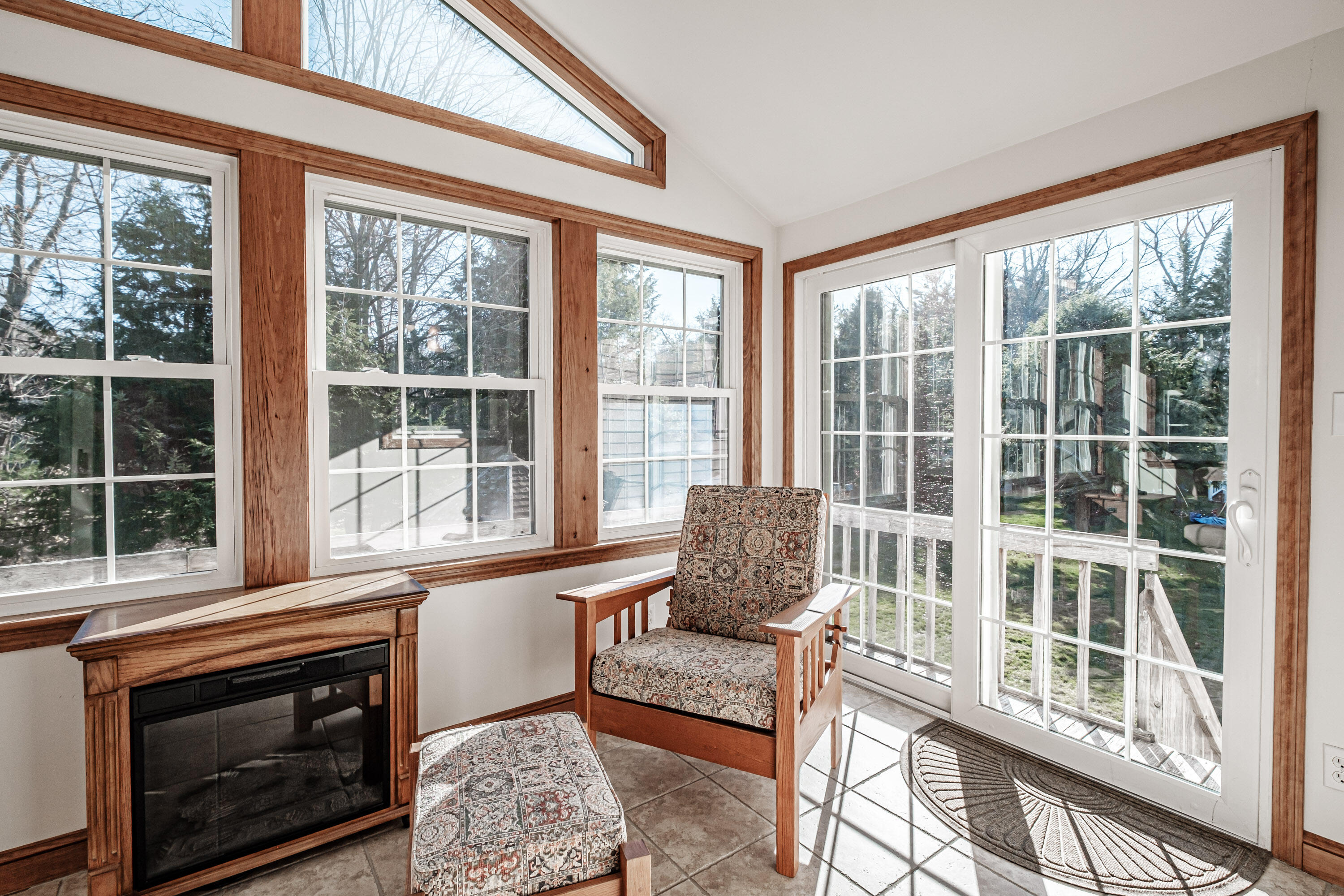 16 Woodside Drive