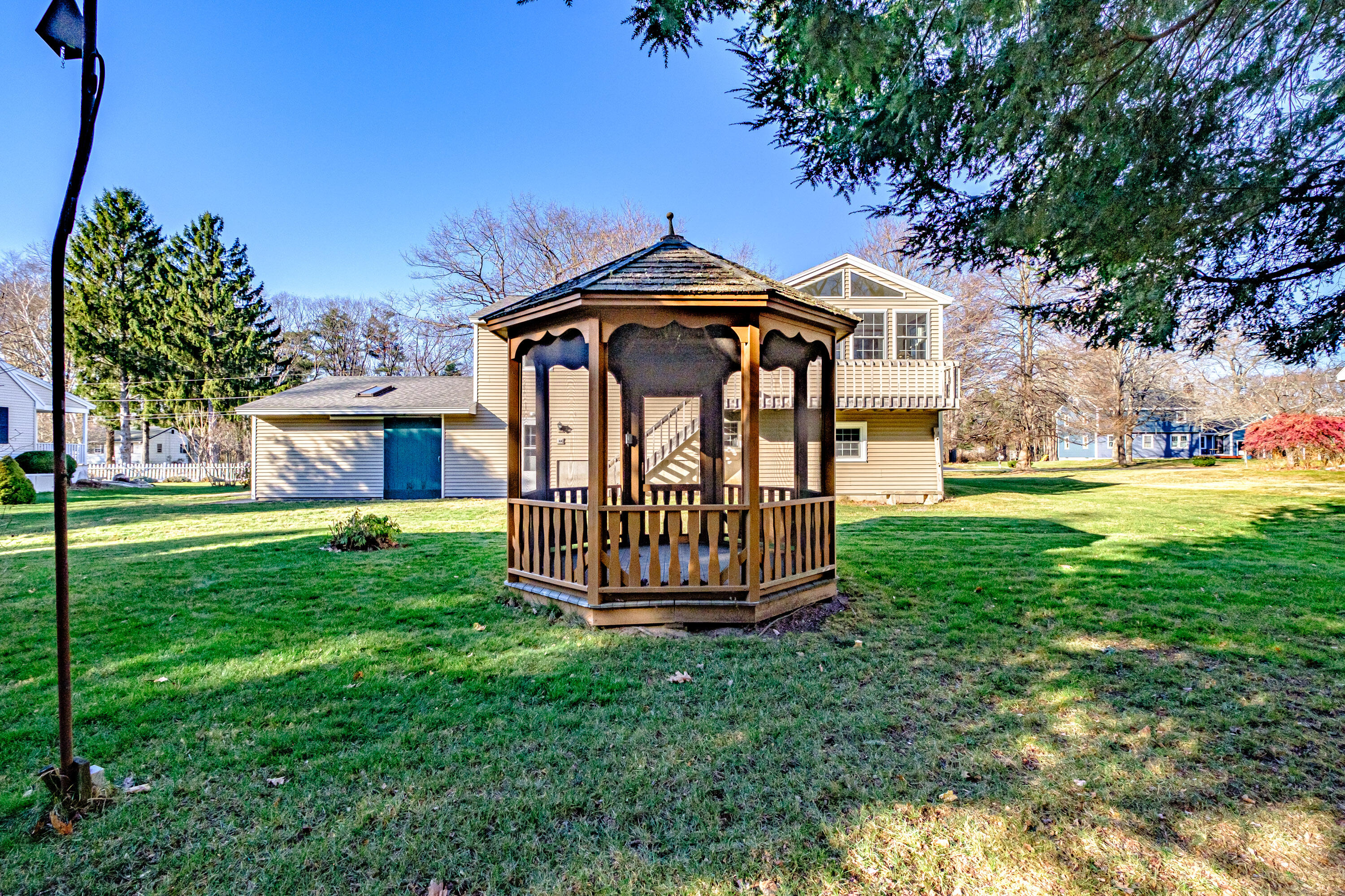 16 Woodside Drive