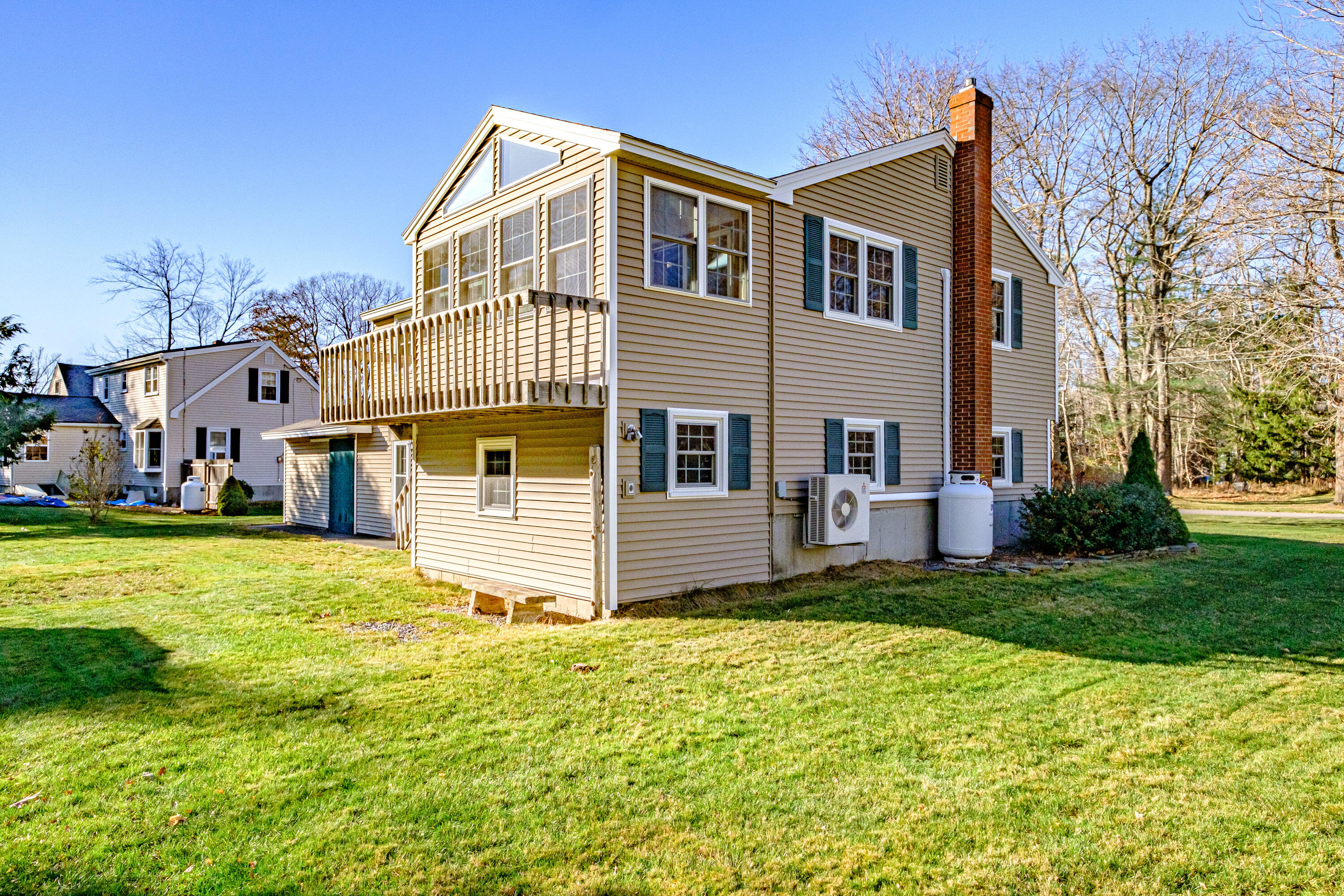 16 Woodside Drive