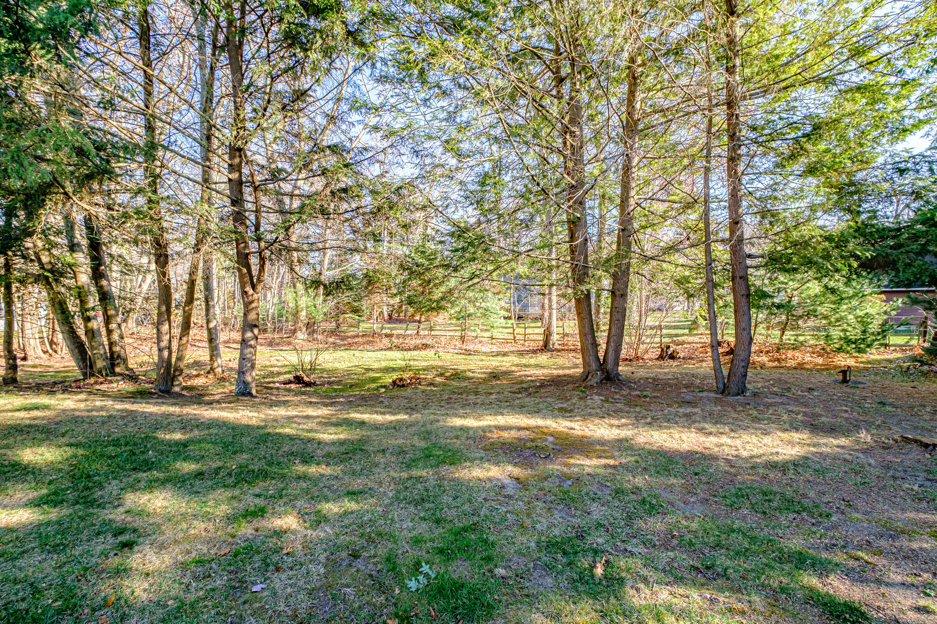 16 Woodside Drive