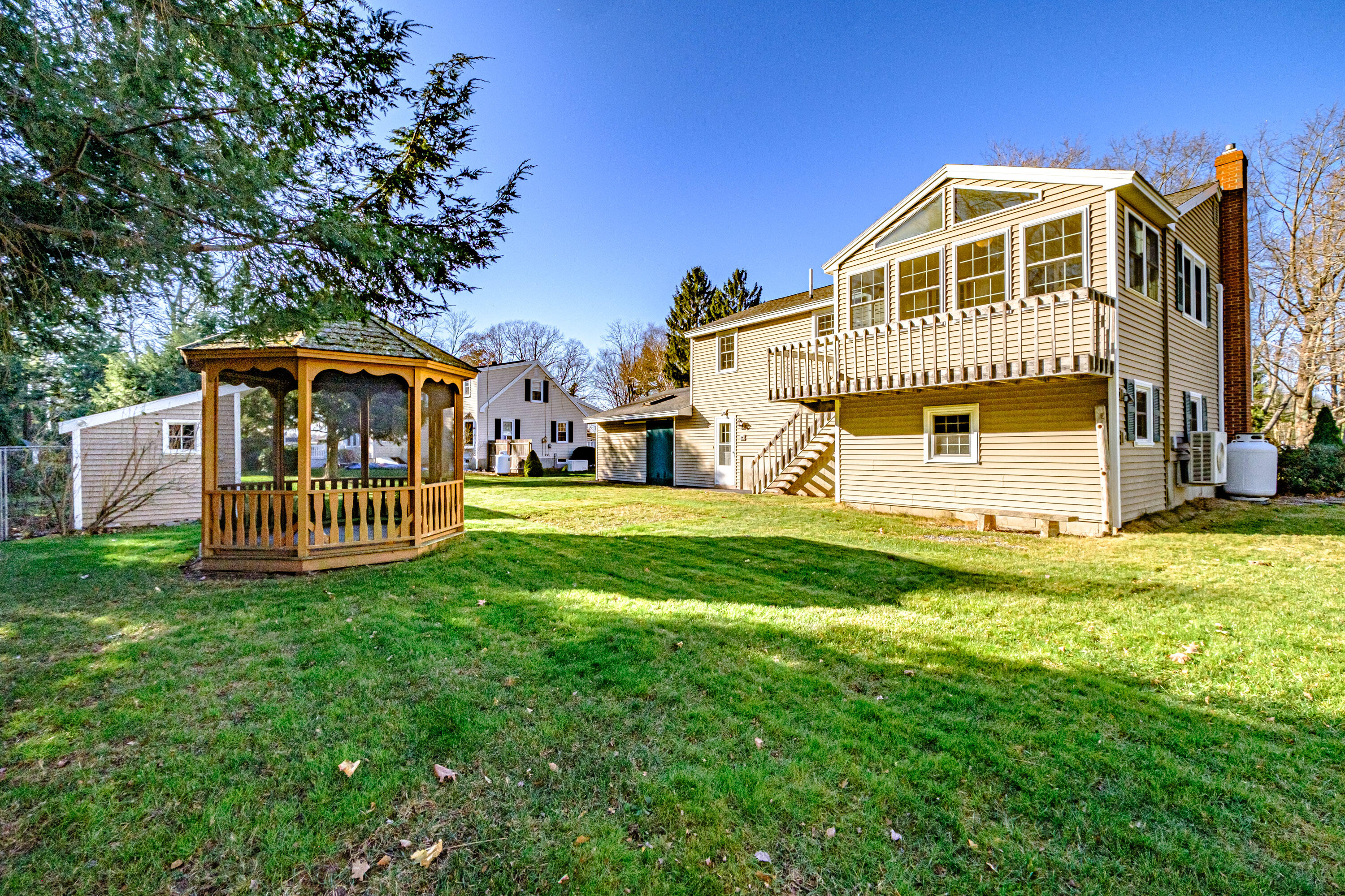 16 Woodside Drive