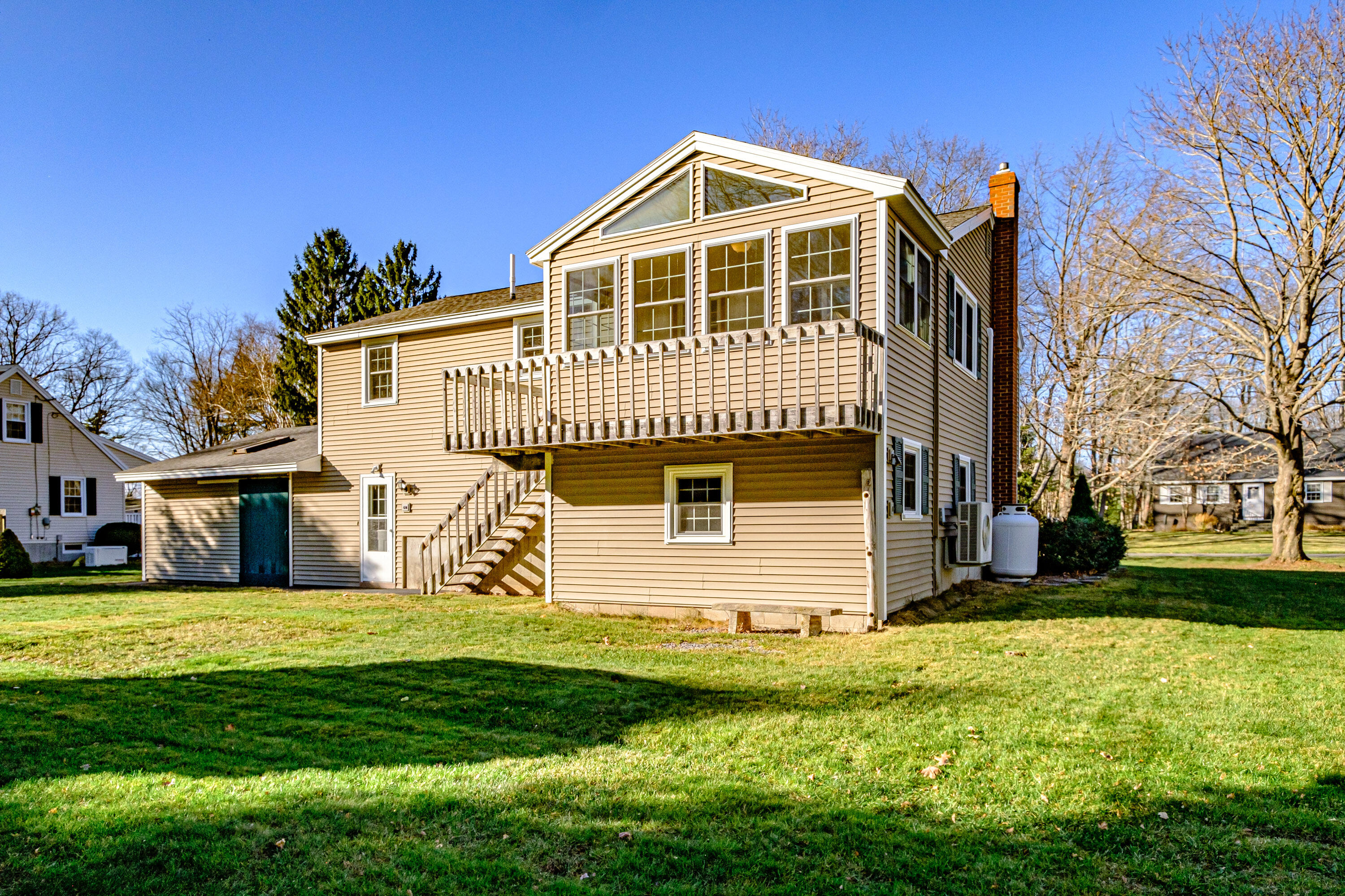 16 Woodside Drive