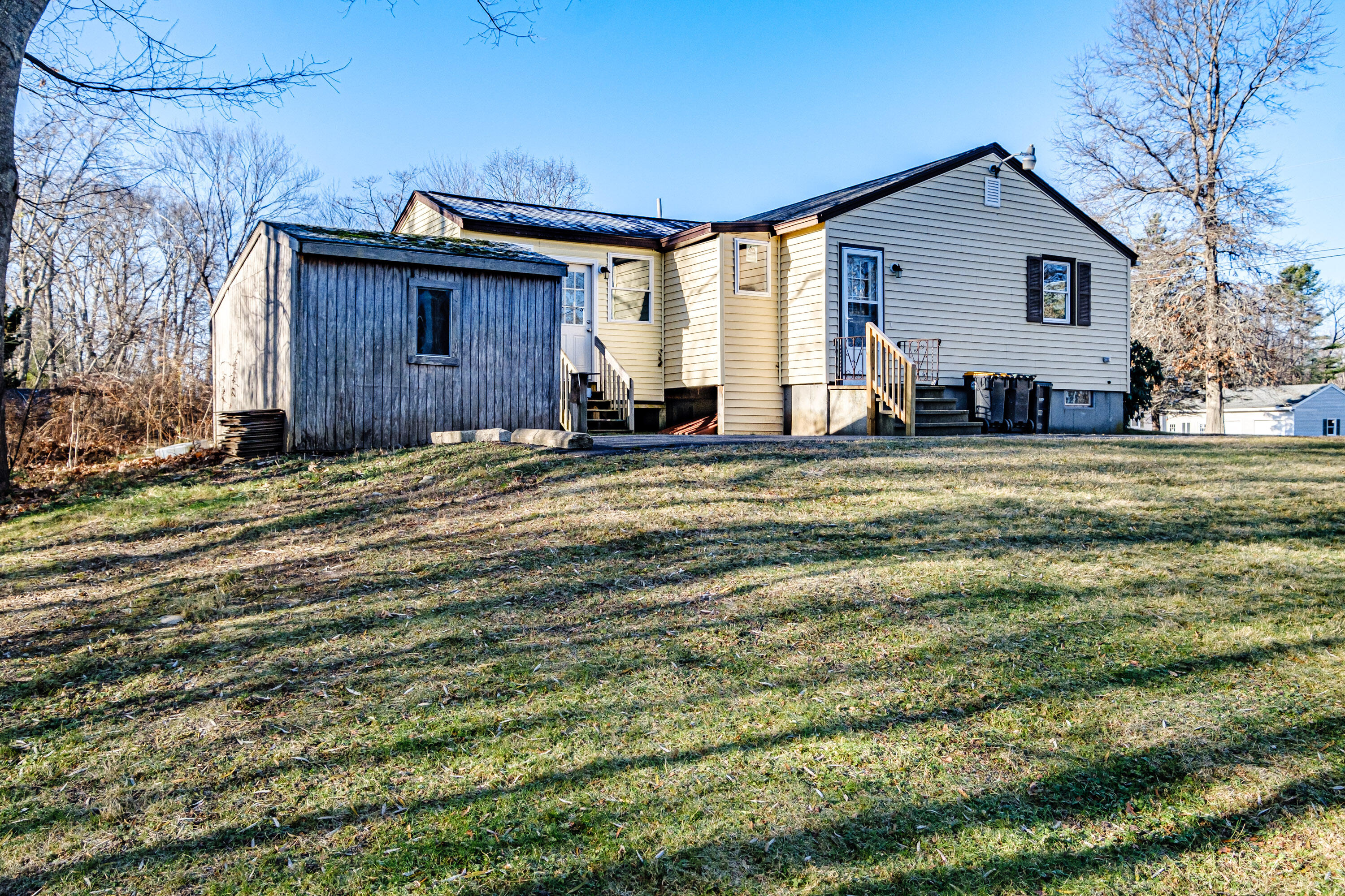 8 Woodside Drive