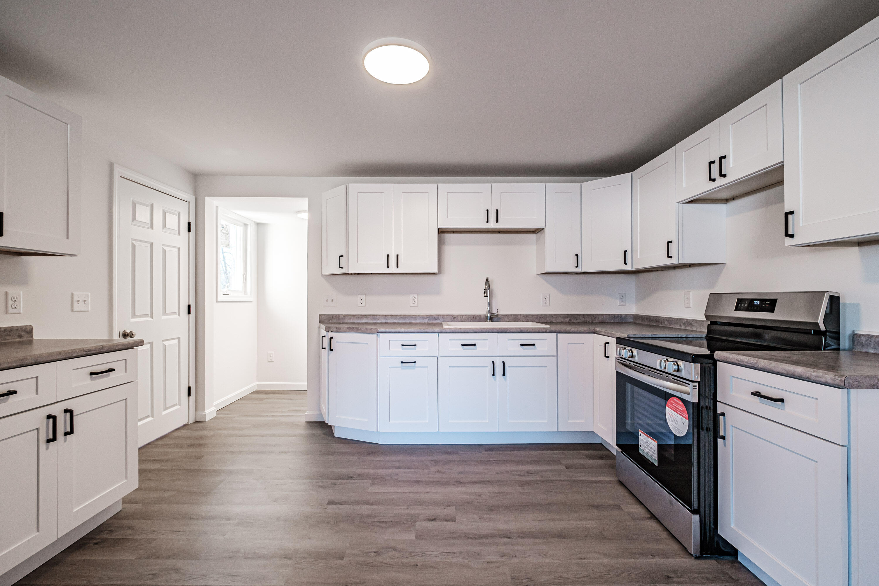 8 Woodside Drive