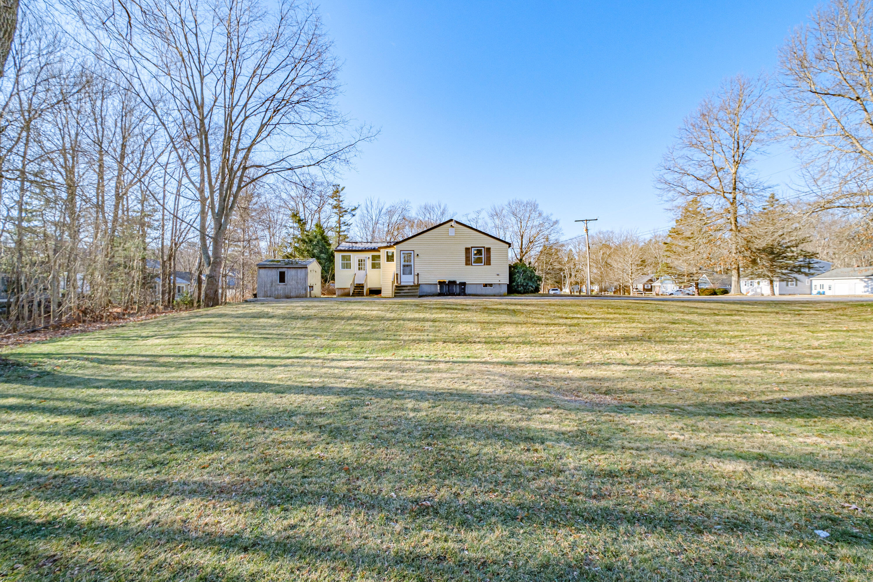 8 Woodside Drive