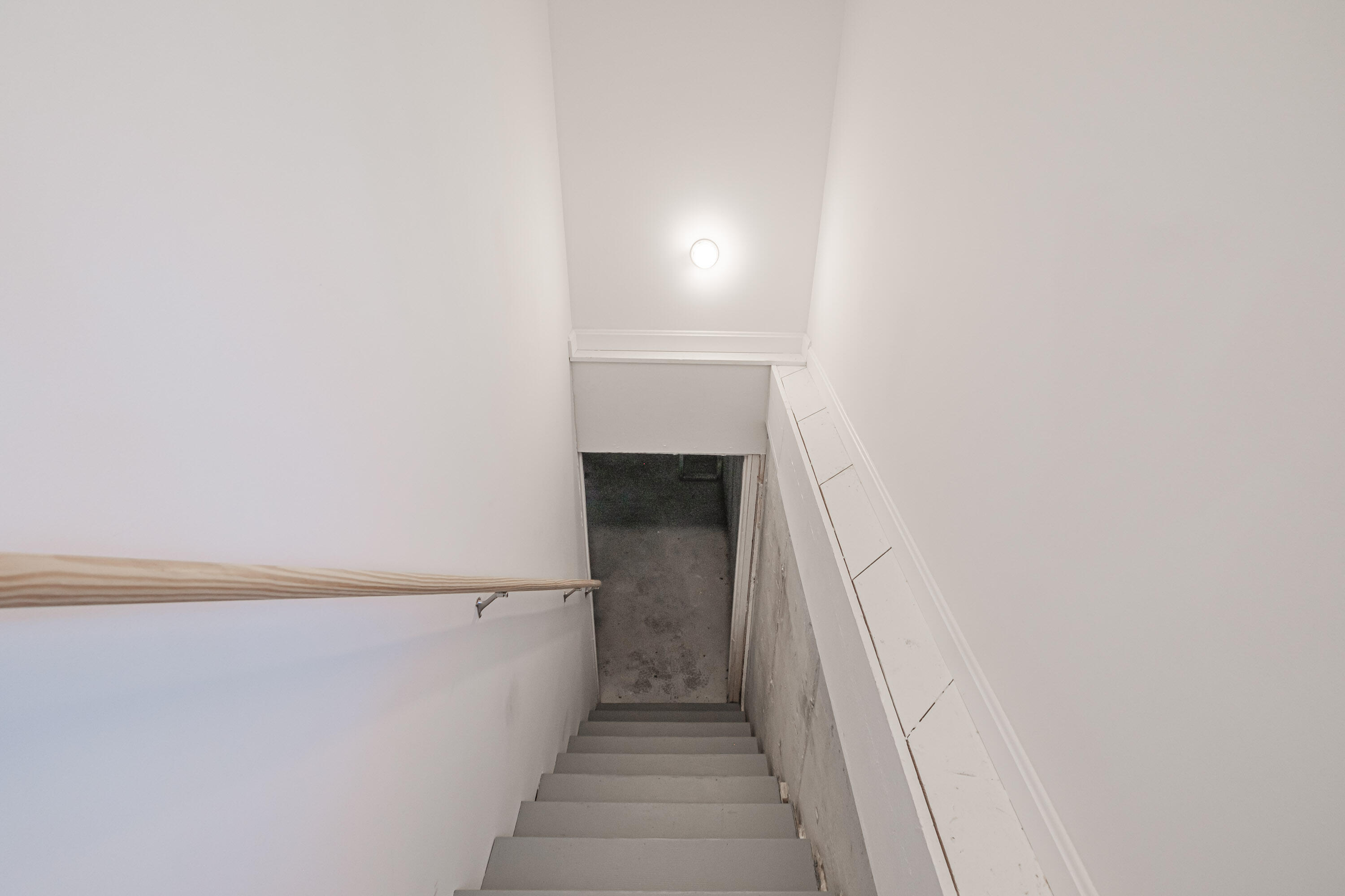 8 Woodside Drive
