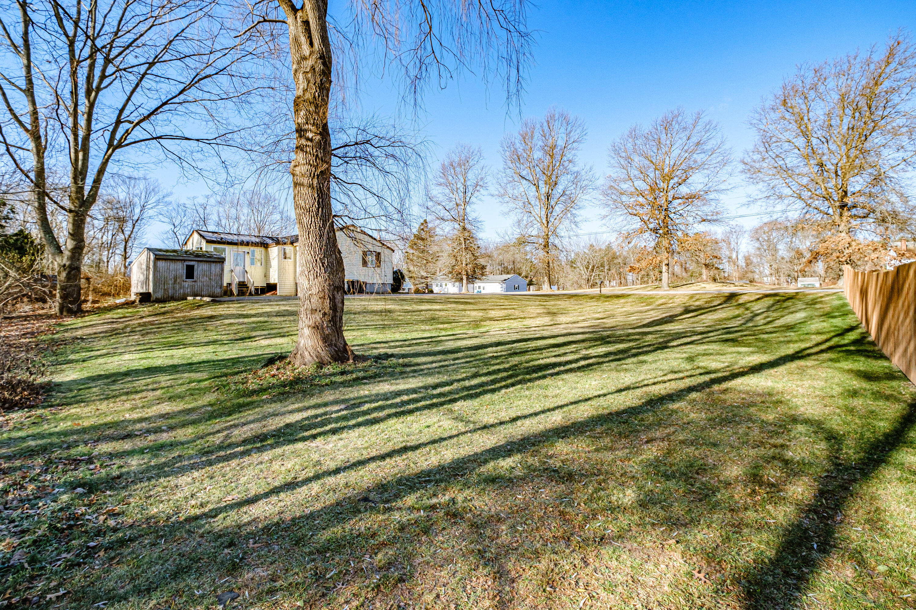 8 Woodside Drive