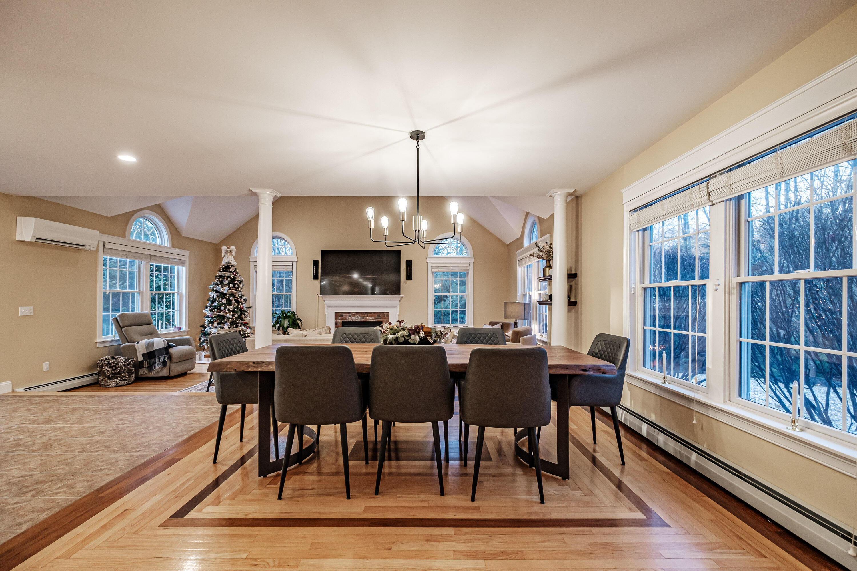 1 Silver Brook Circle