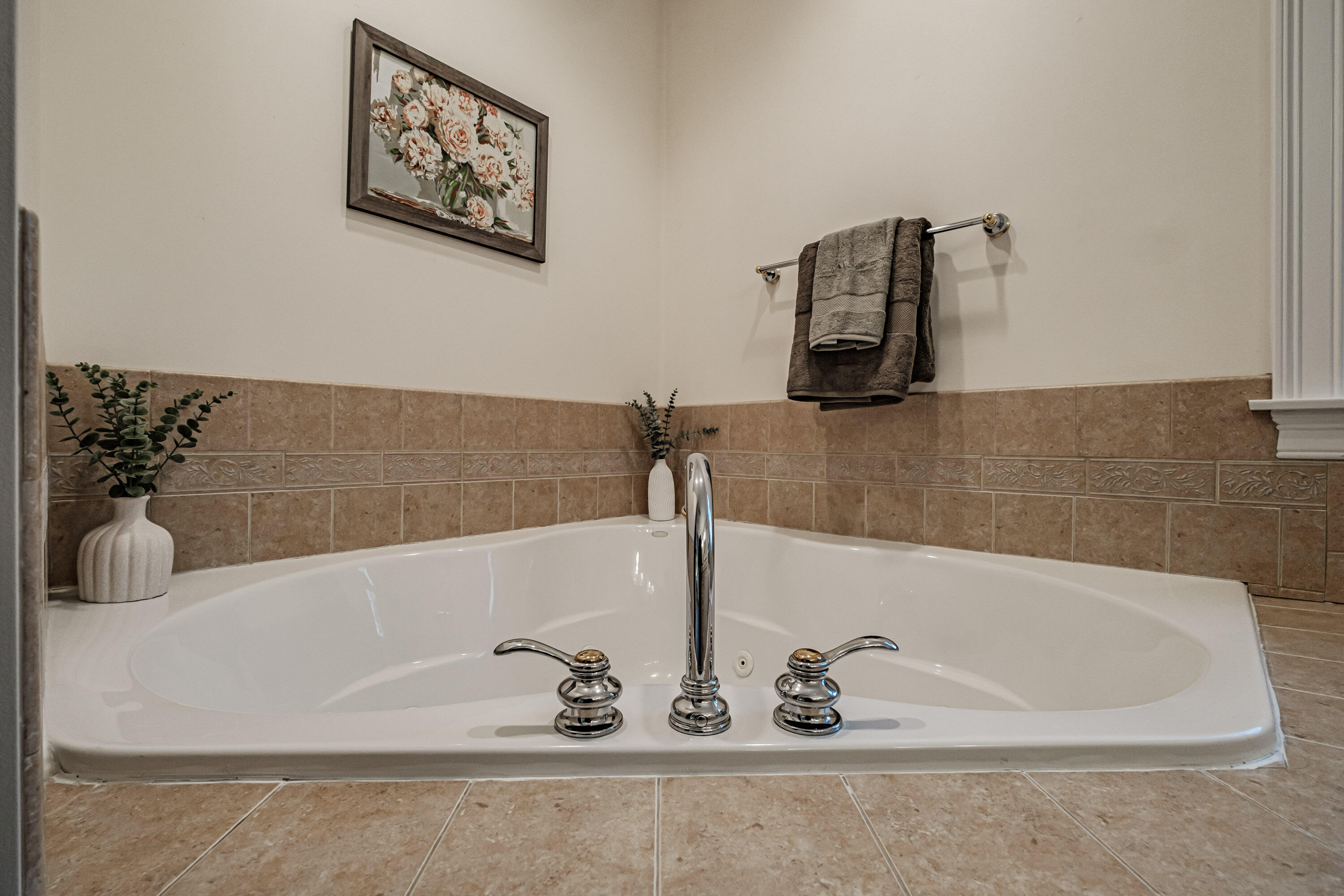 1 Silver Brook Circle