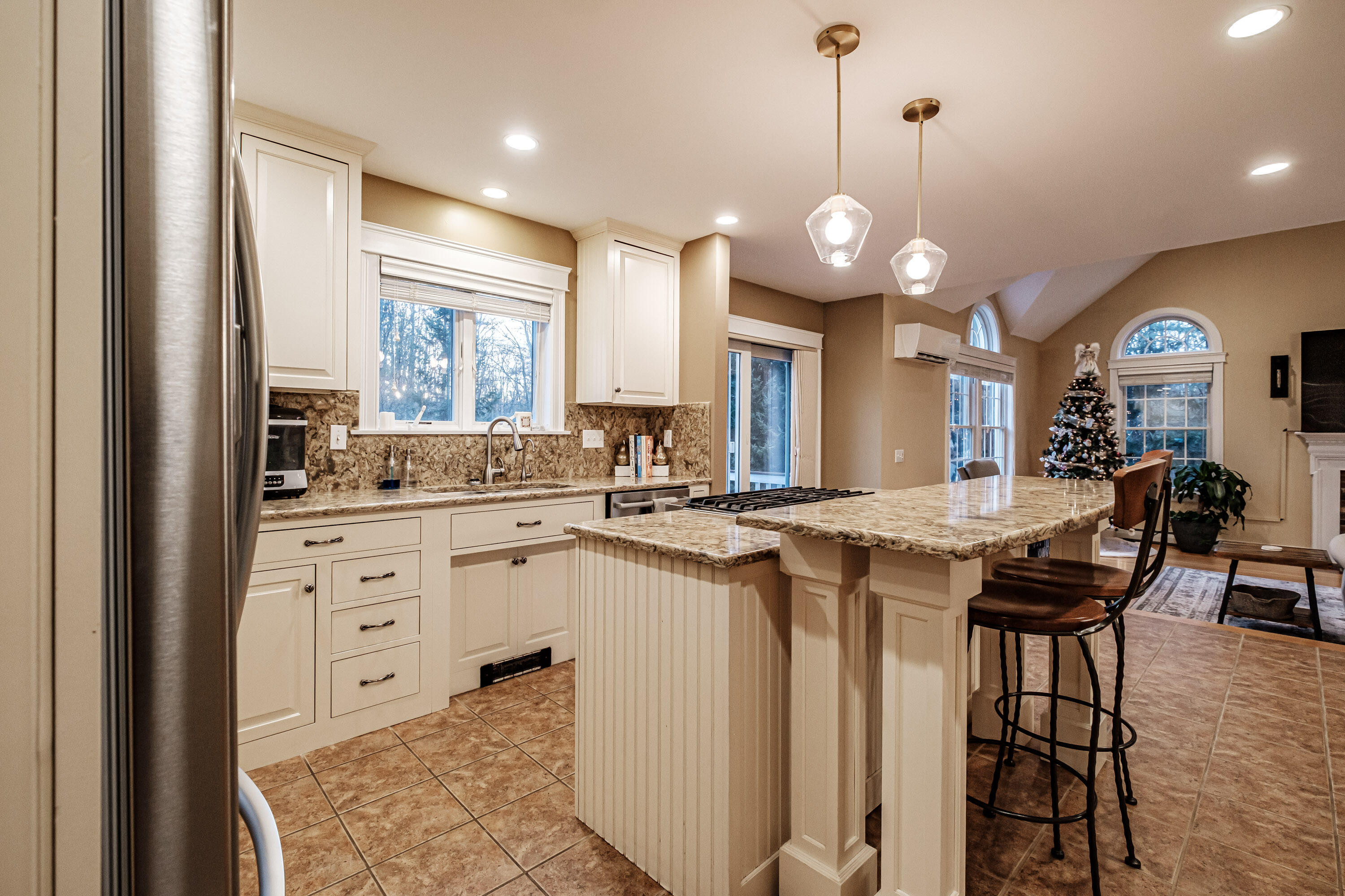 1 Silver Brook Circle