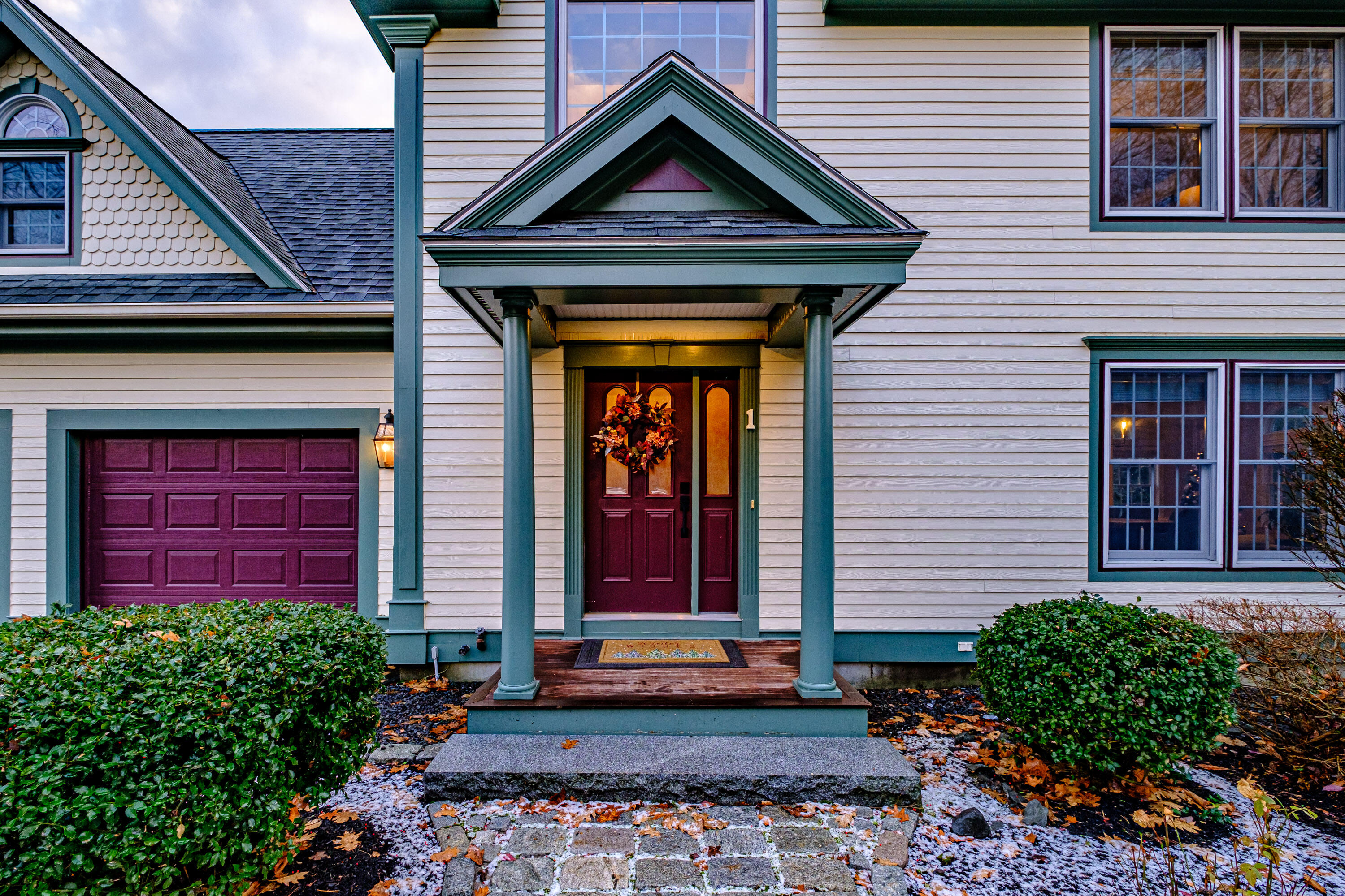1 Silver Brook Circle
