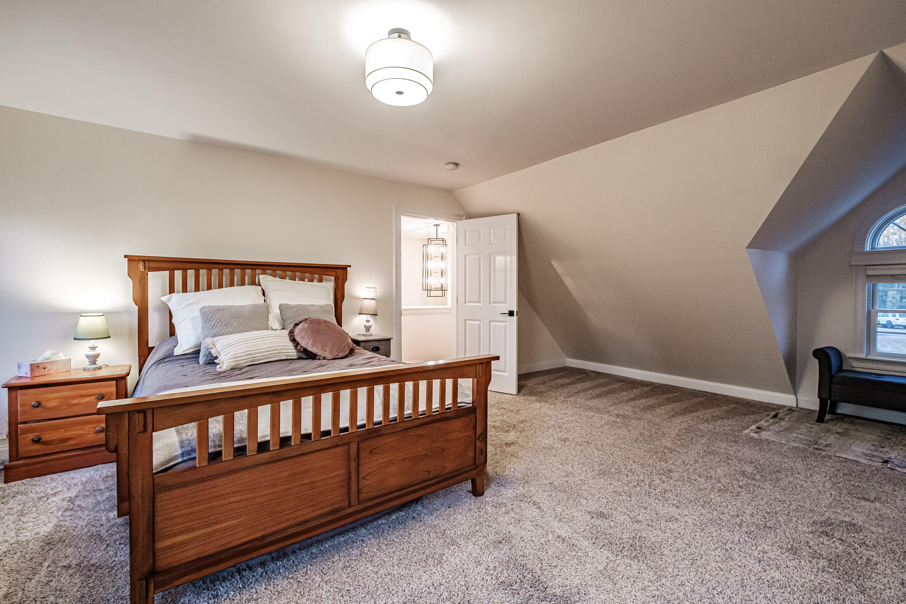 1 Silver Brook Circle