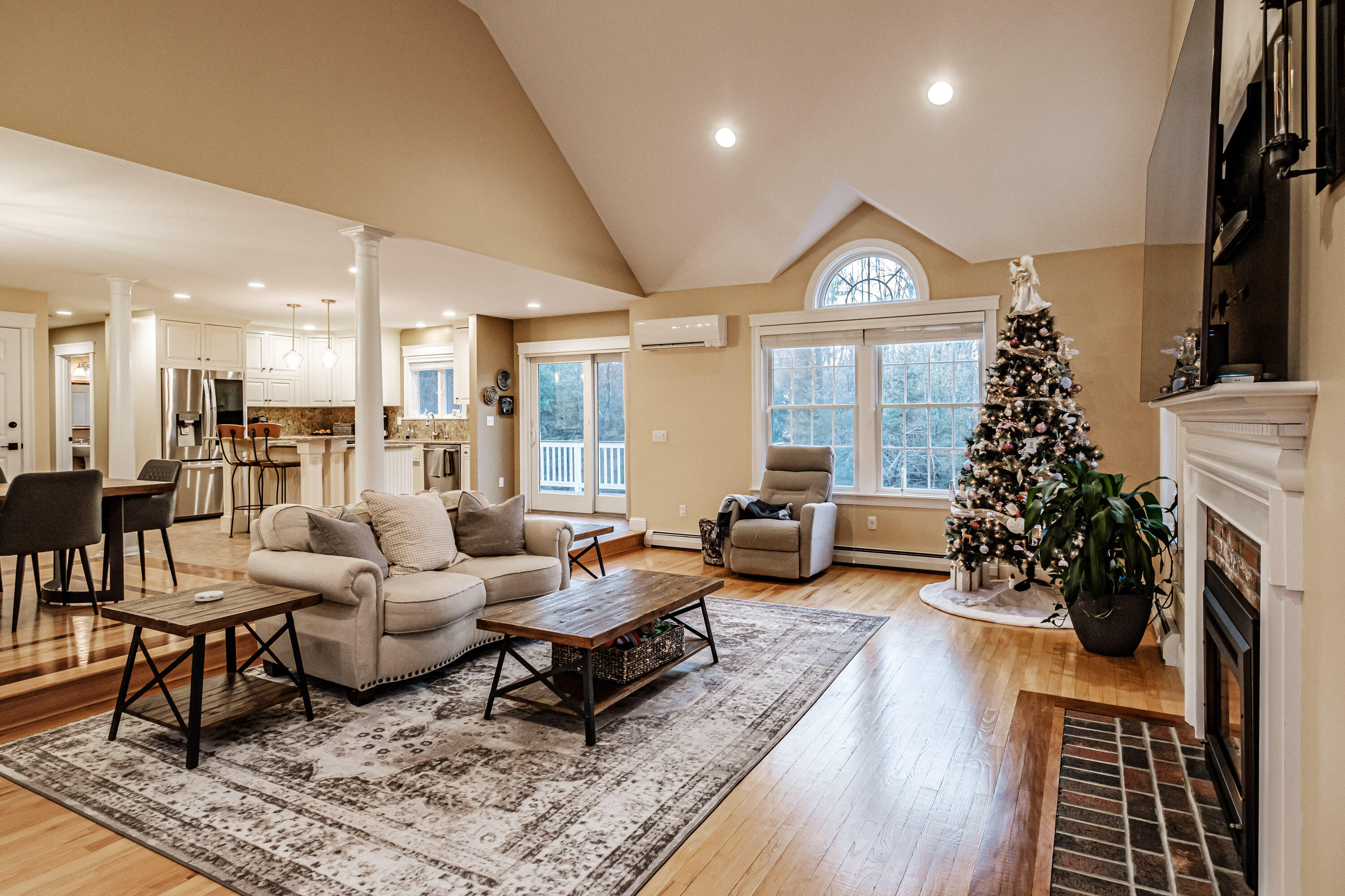 1 Silver Brook Circle