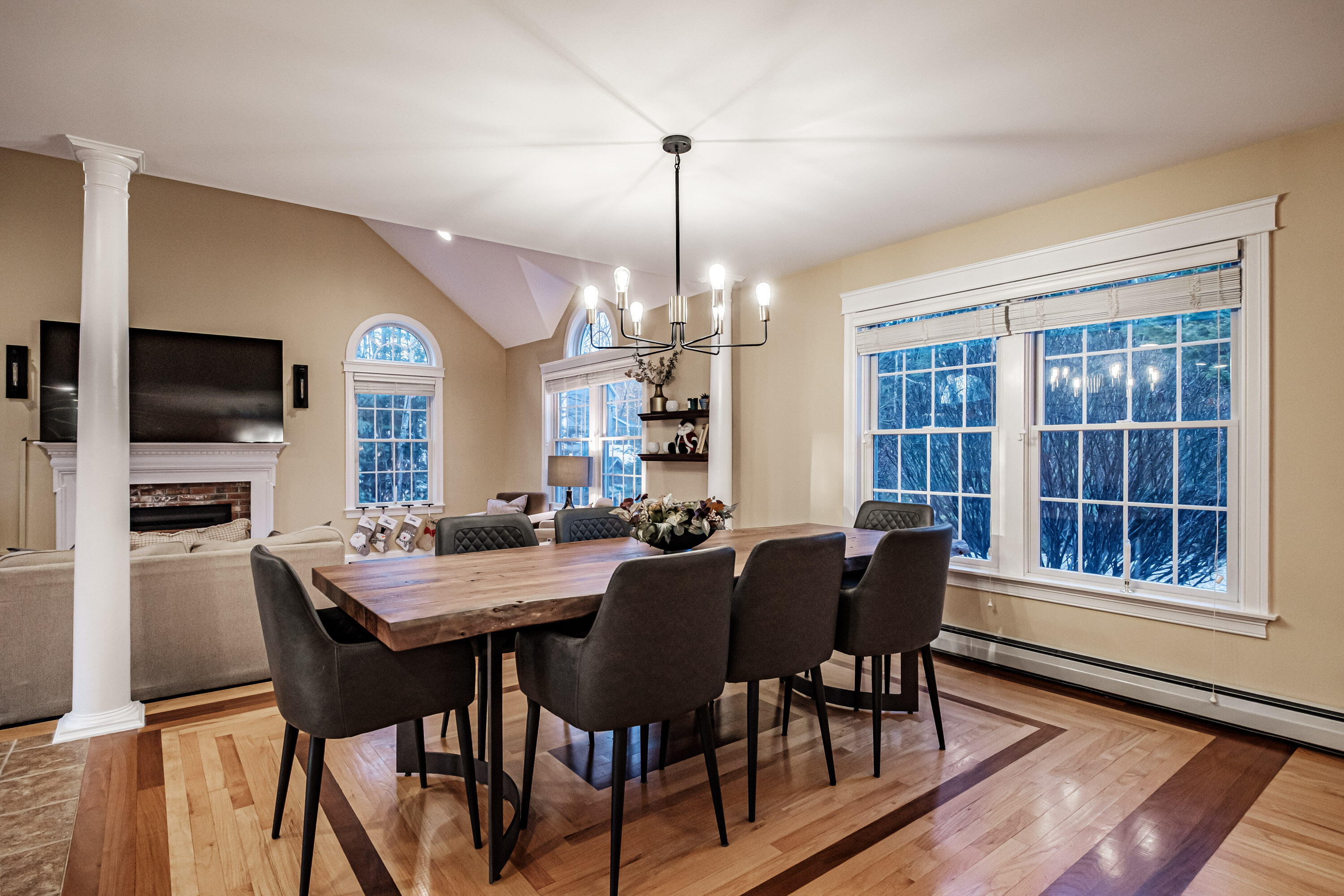 1 Silver Brook Circle