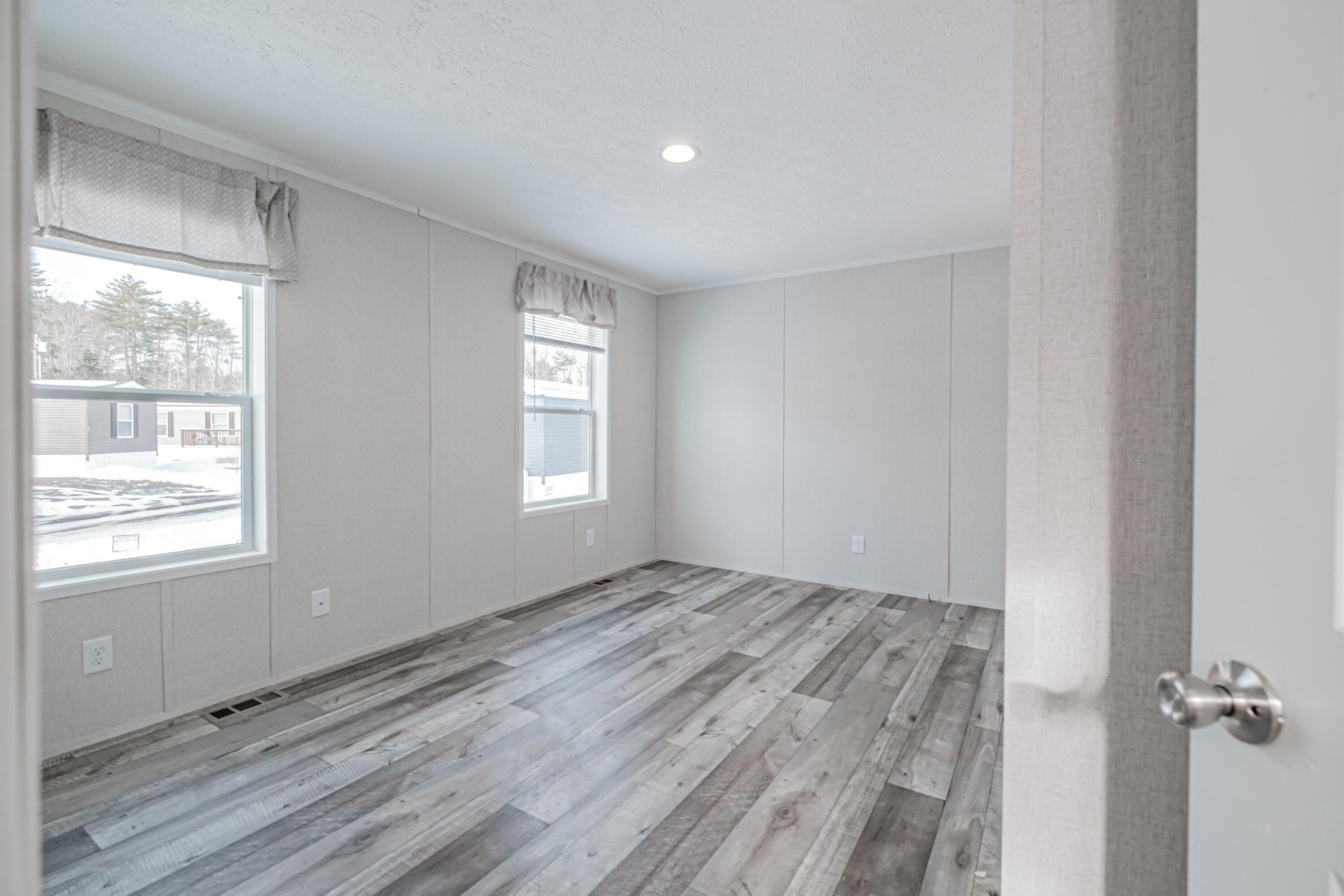 7 Cedarwood Drive