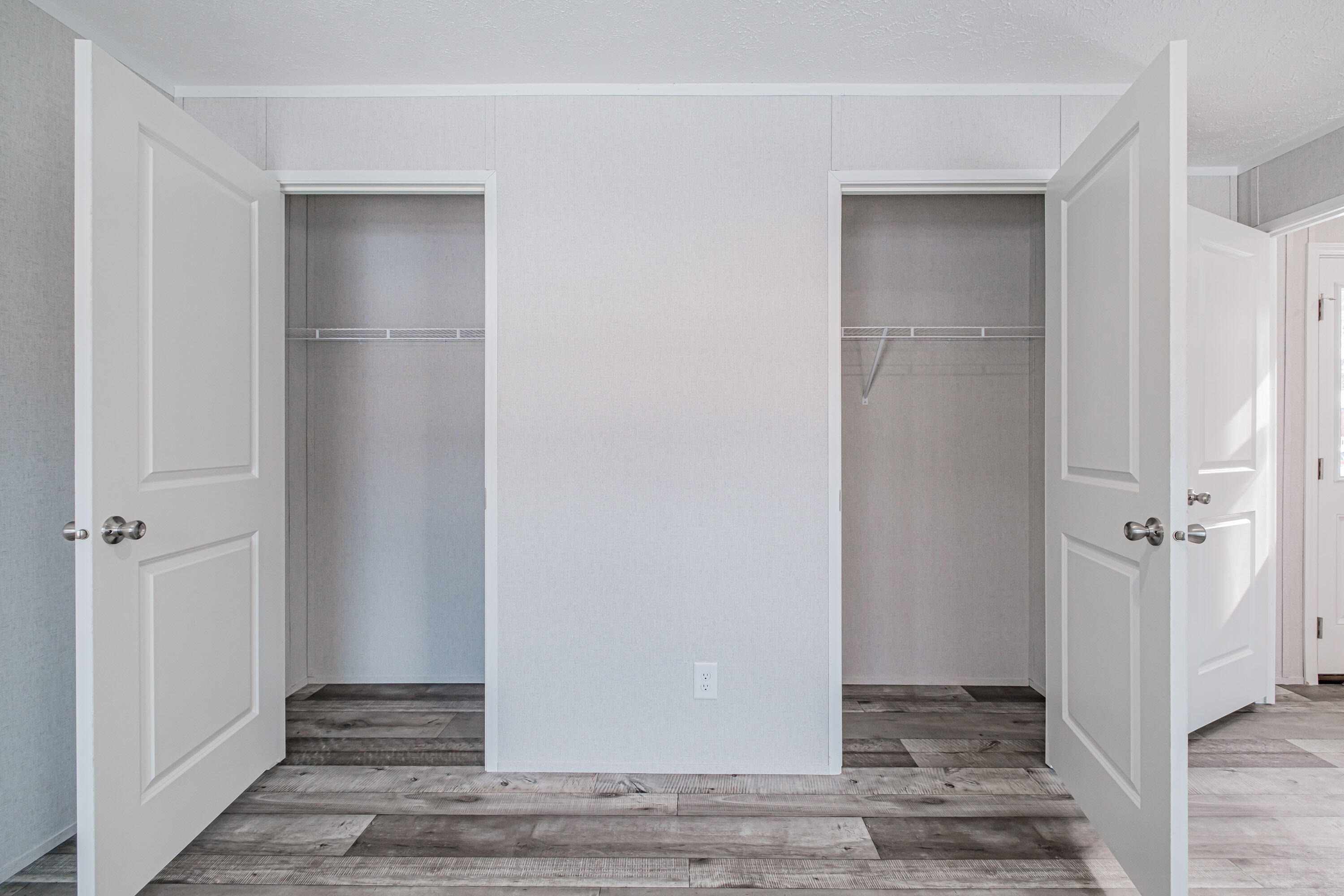 7 Cedarwood Drive
