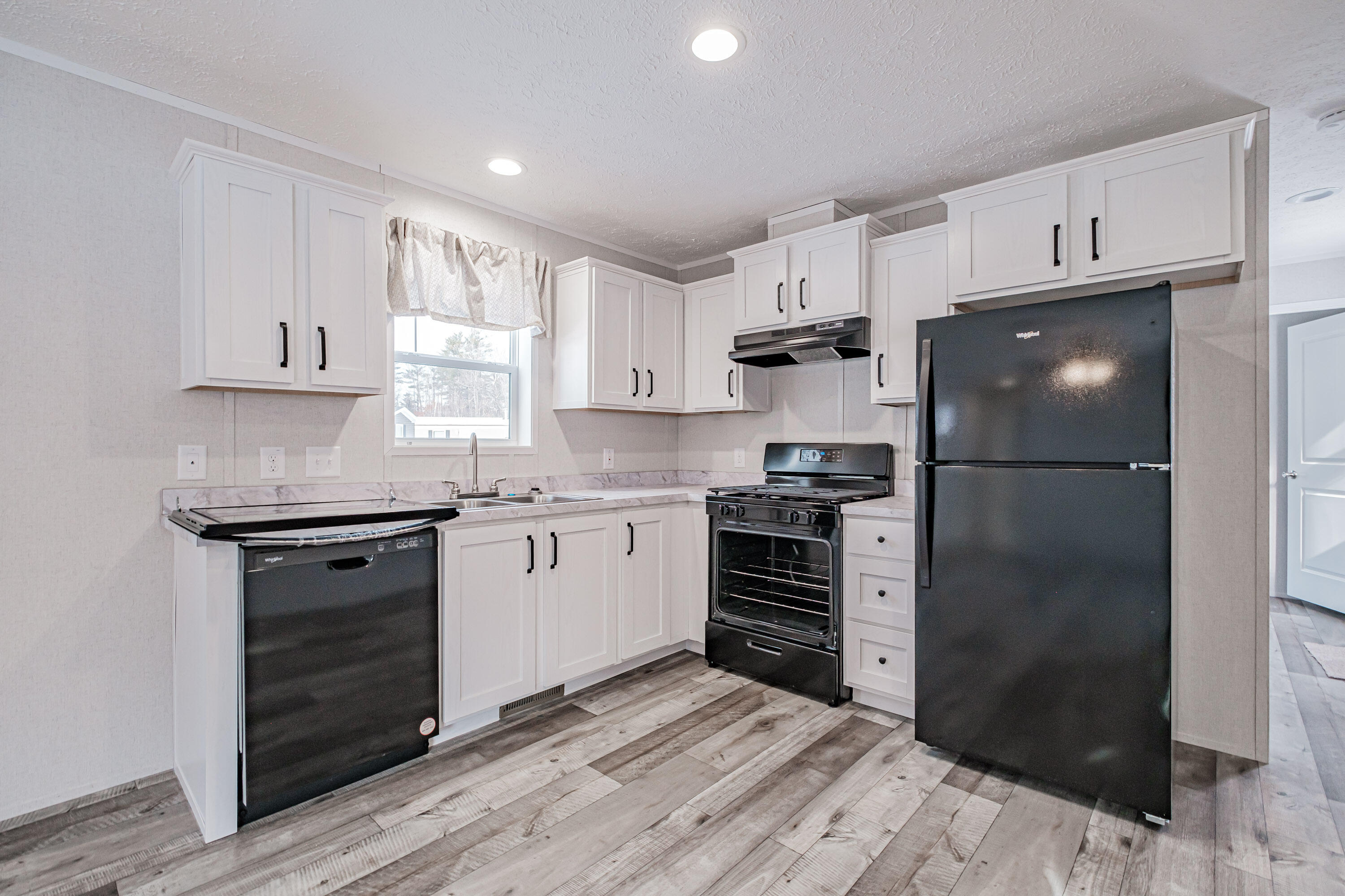 7 Cedarwood Drive