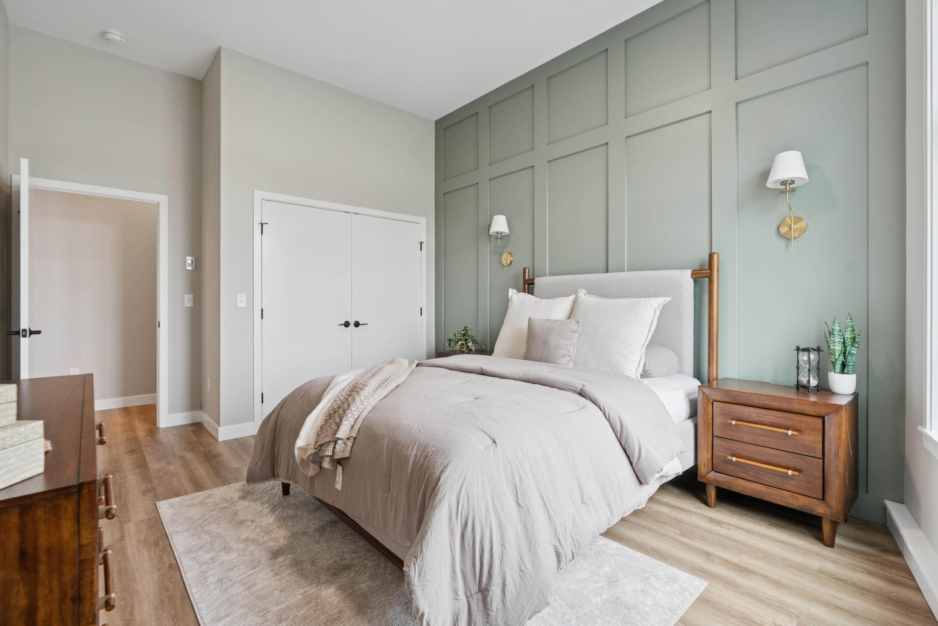 1 Cross Street, 105