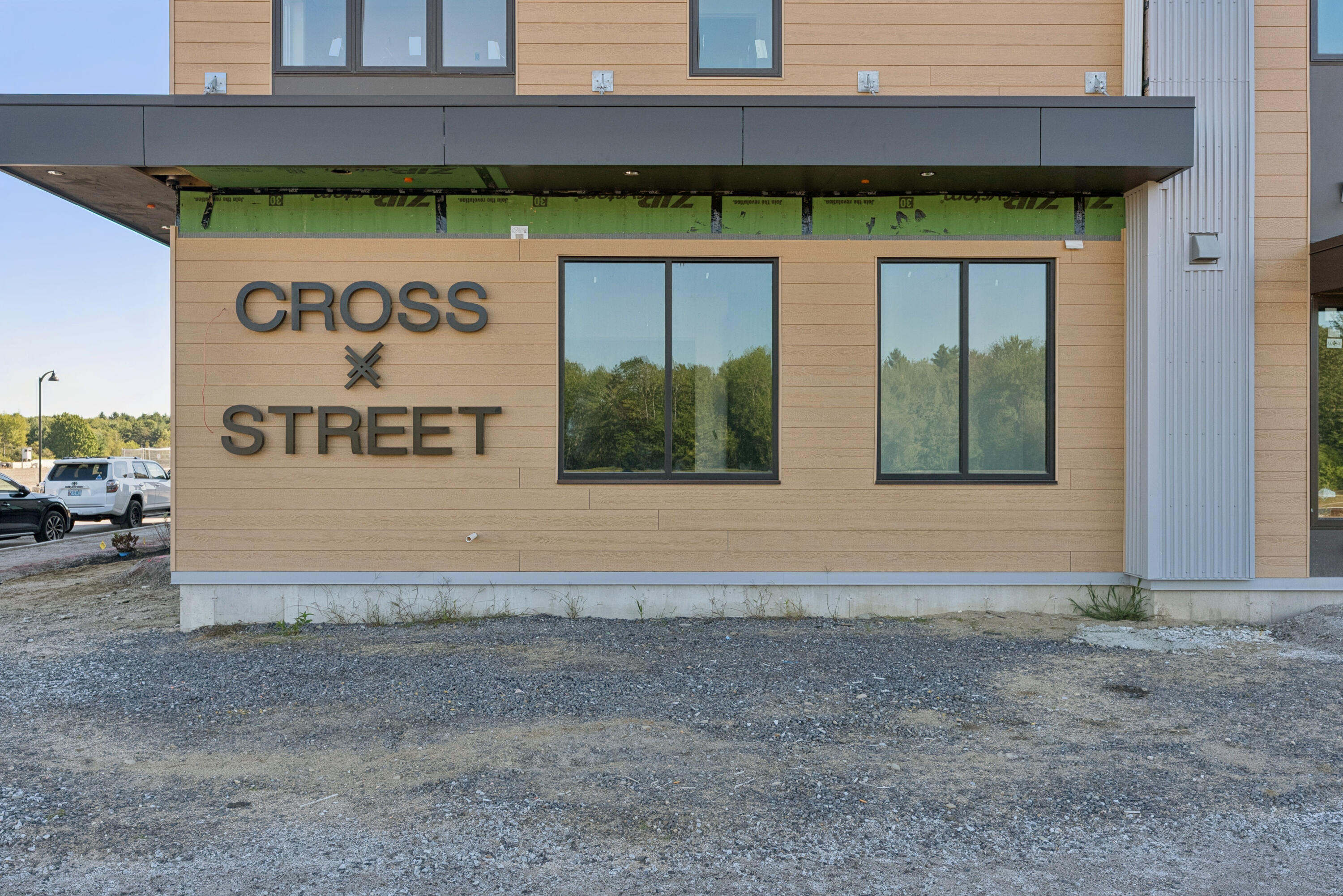 1 Cross Street, 220