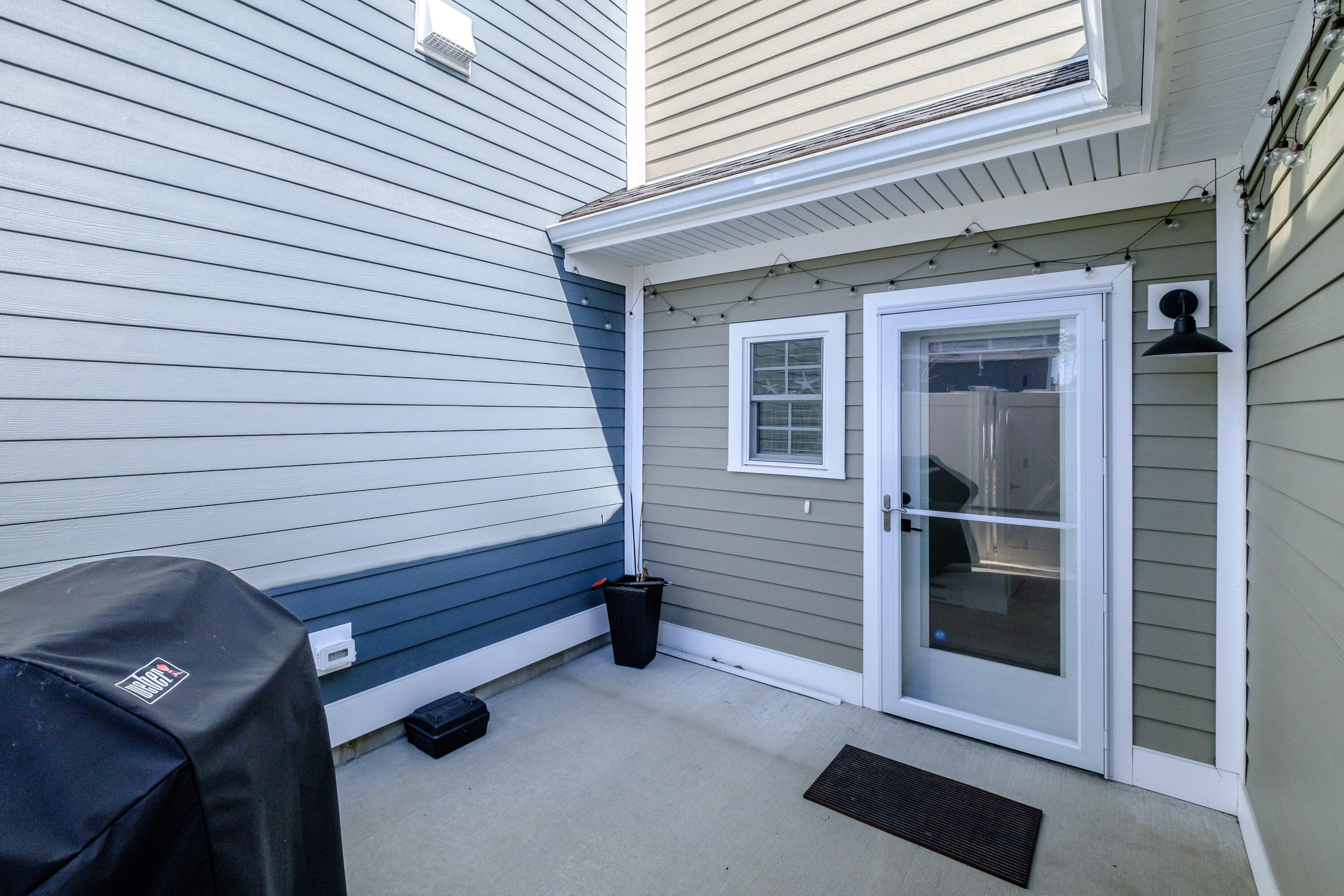 15 Frontrunner Way, 15
