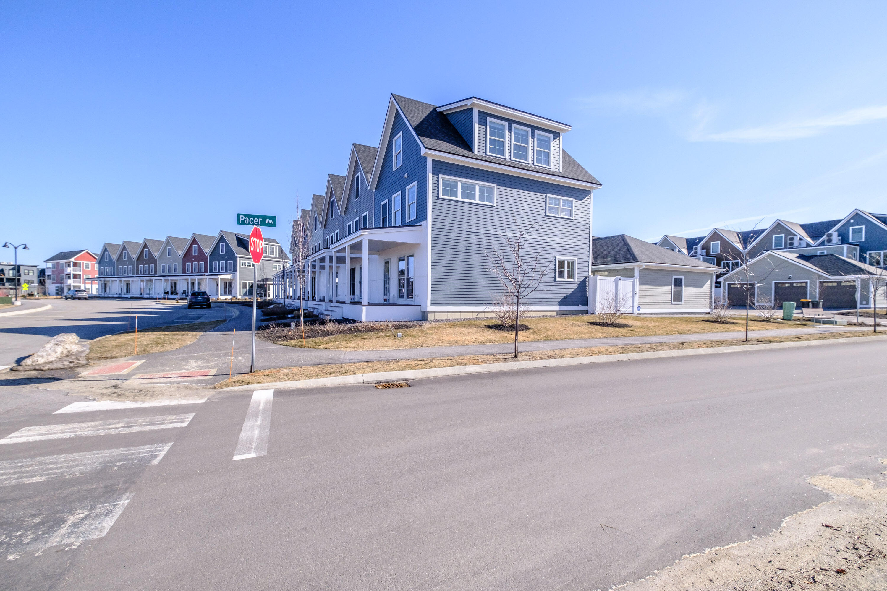 15 Frontrunner Way, 15