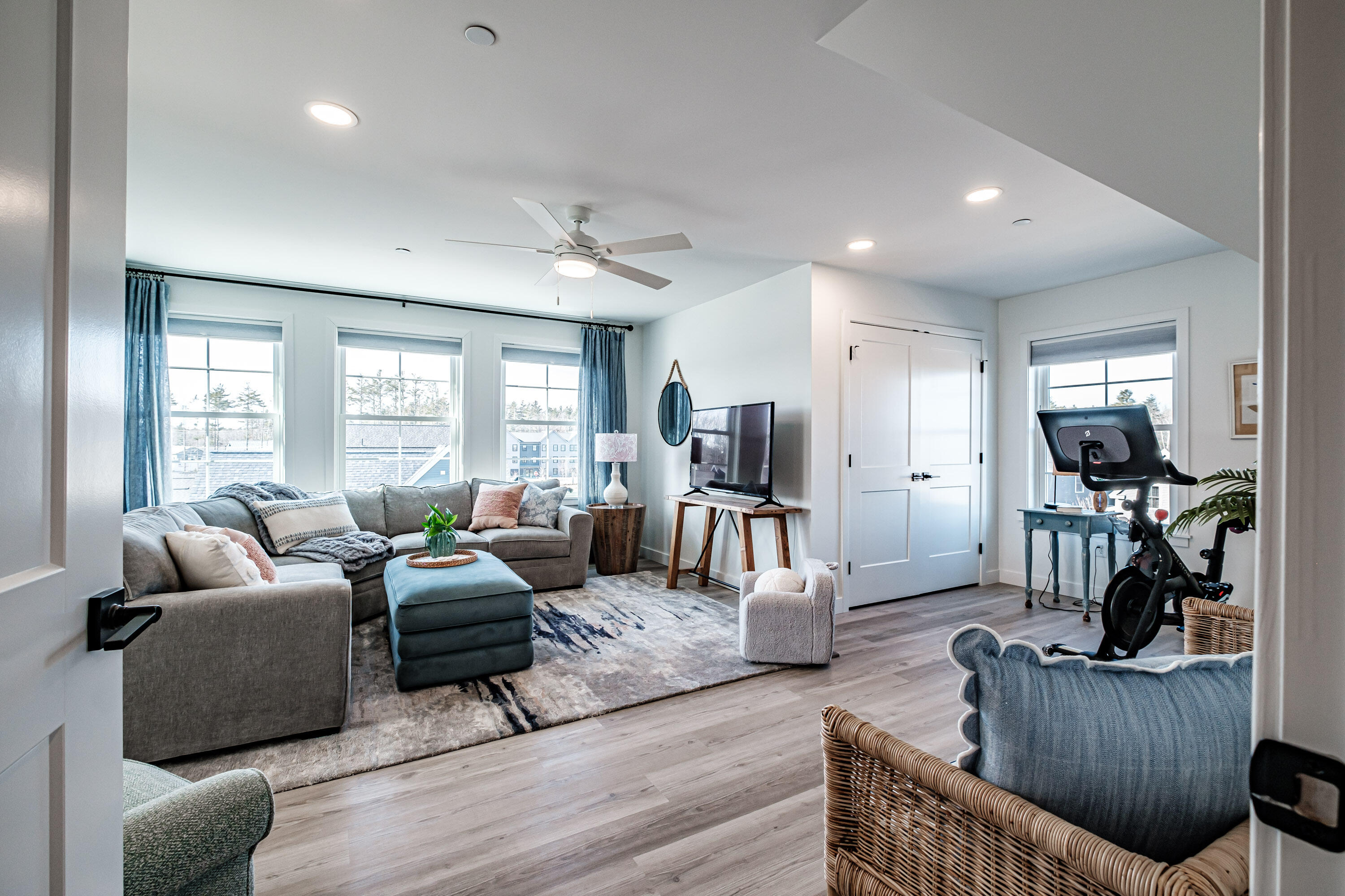 15 Frontrunner Way, 15