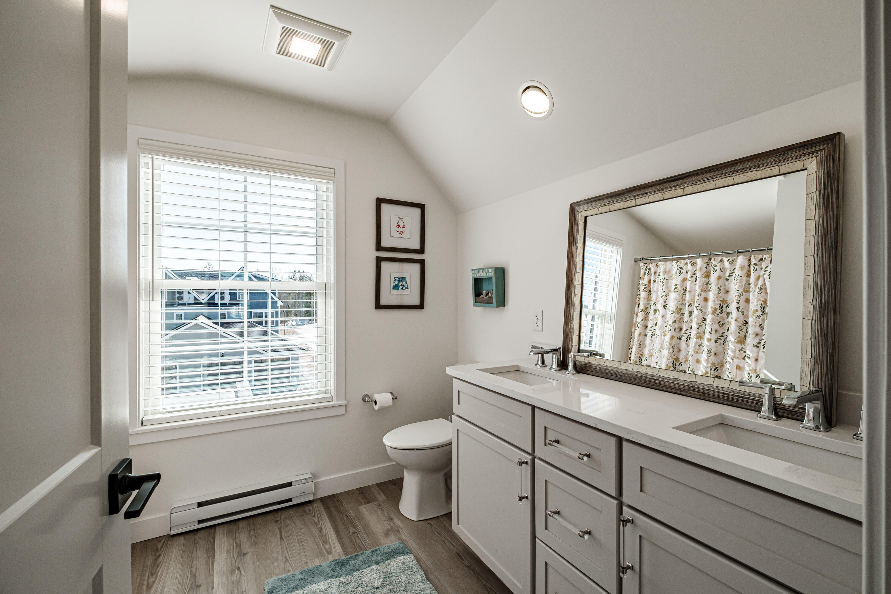 15 Frontrunner Way, 15