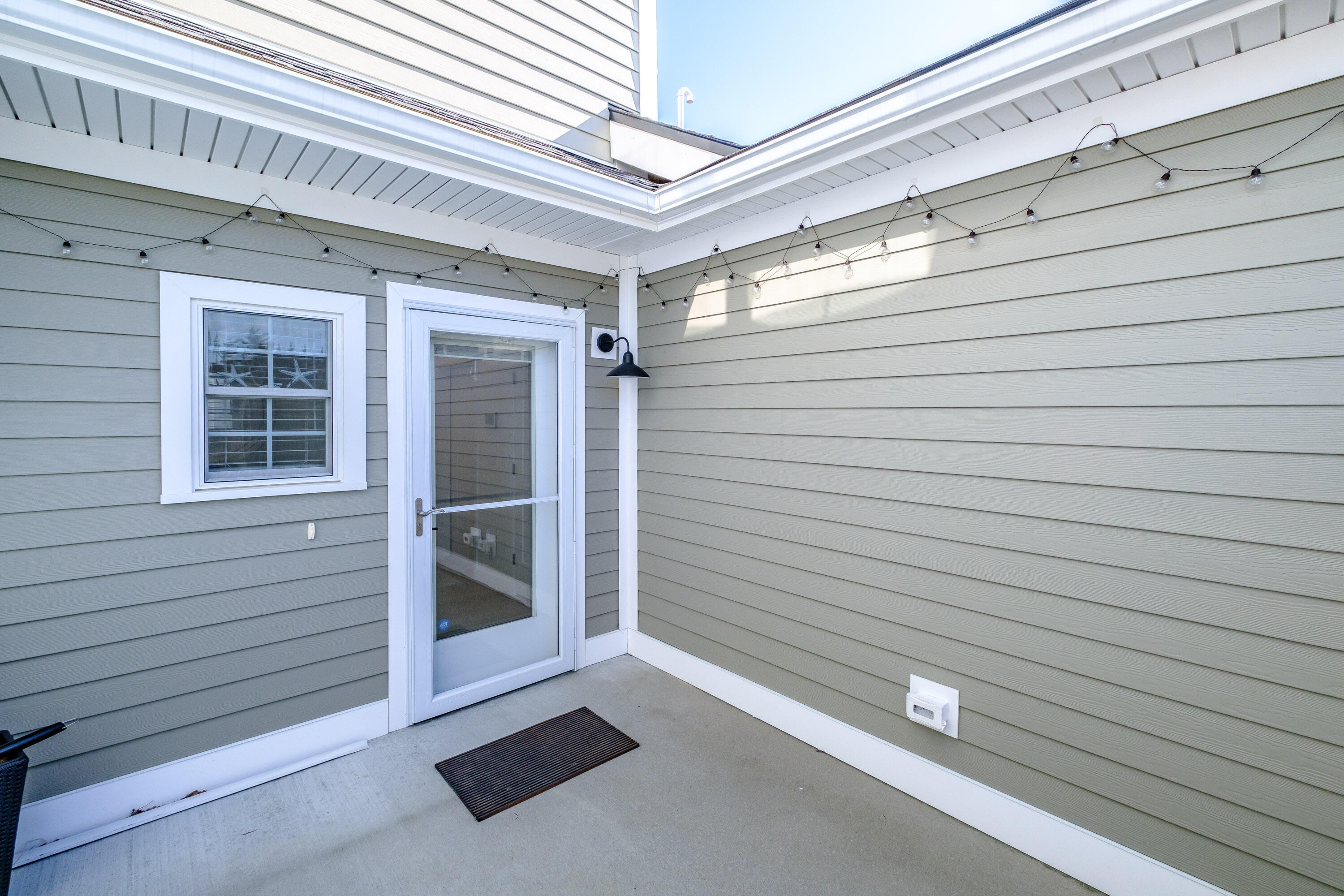 15 Frontrunner Way, 15