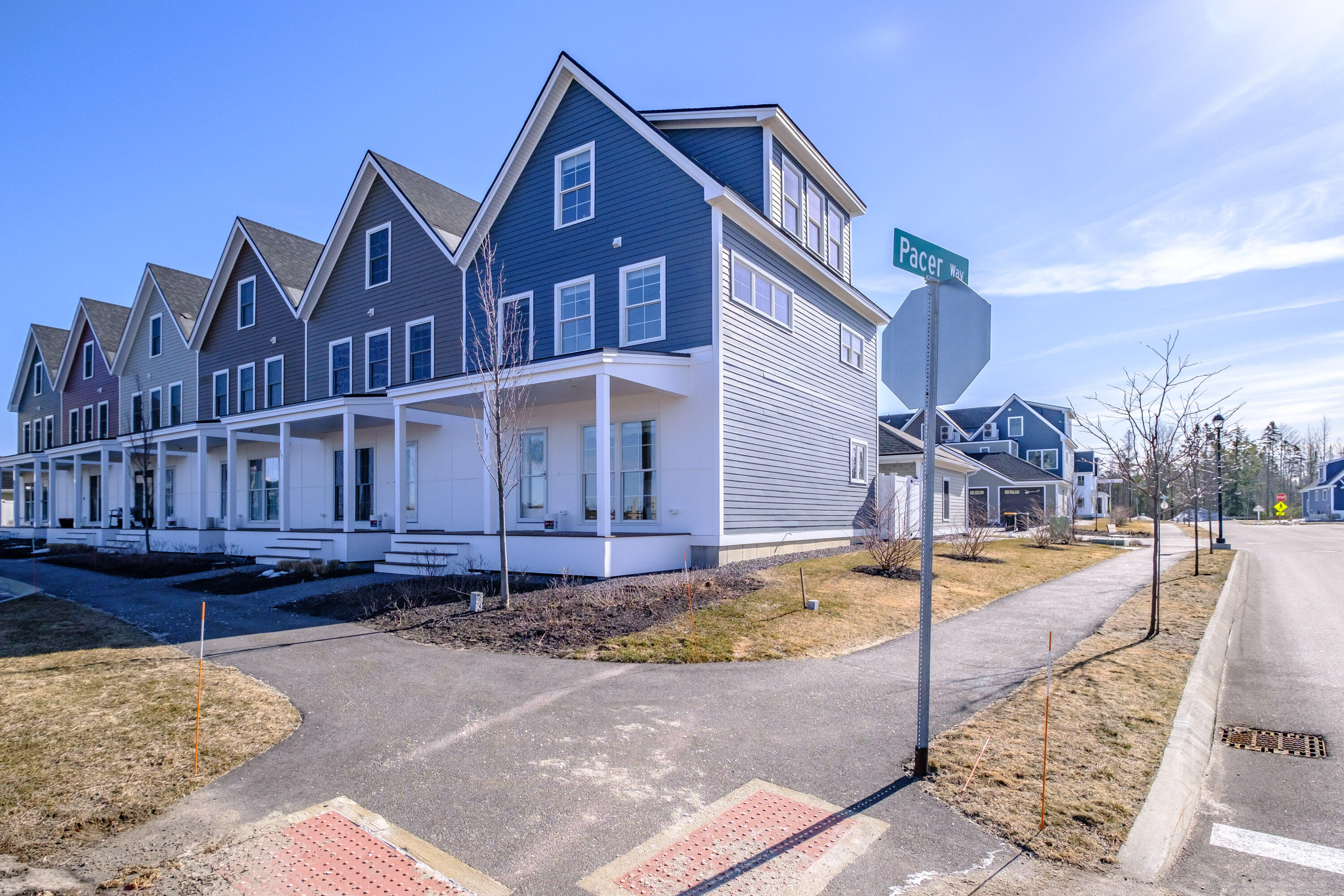 15 Frontrunner Way, 15