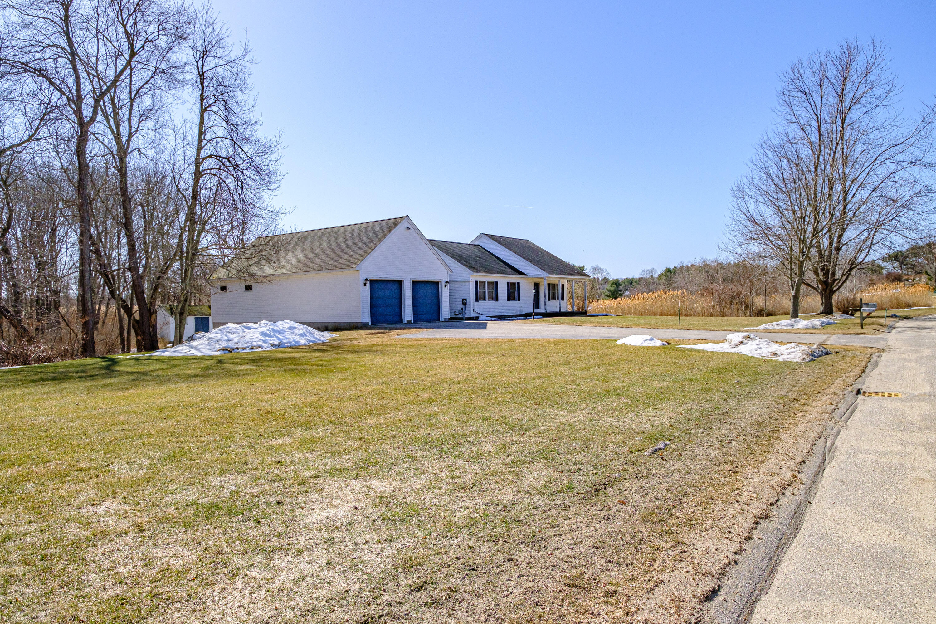 9 Clearwater Drive