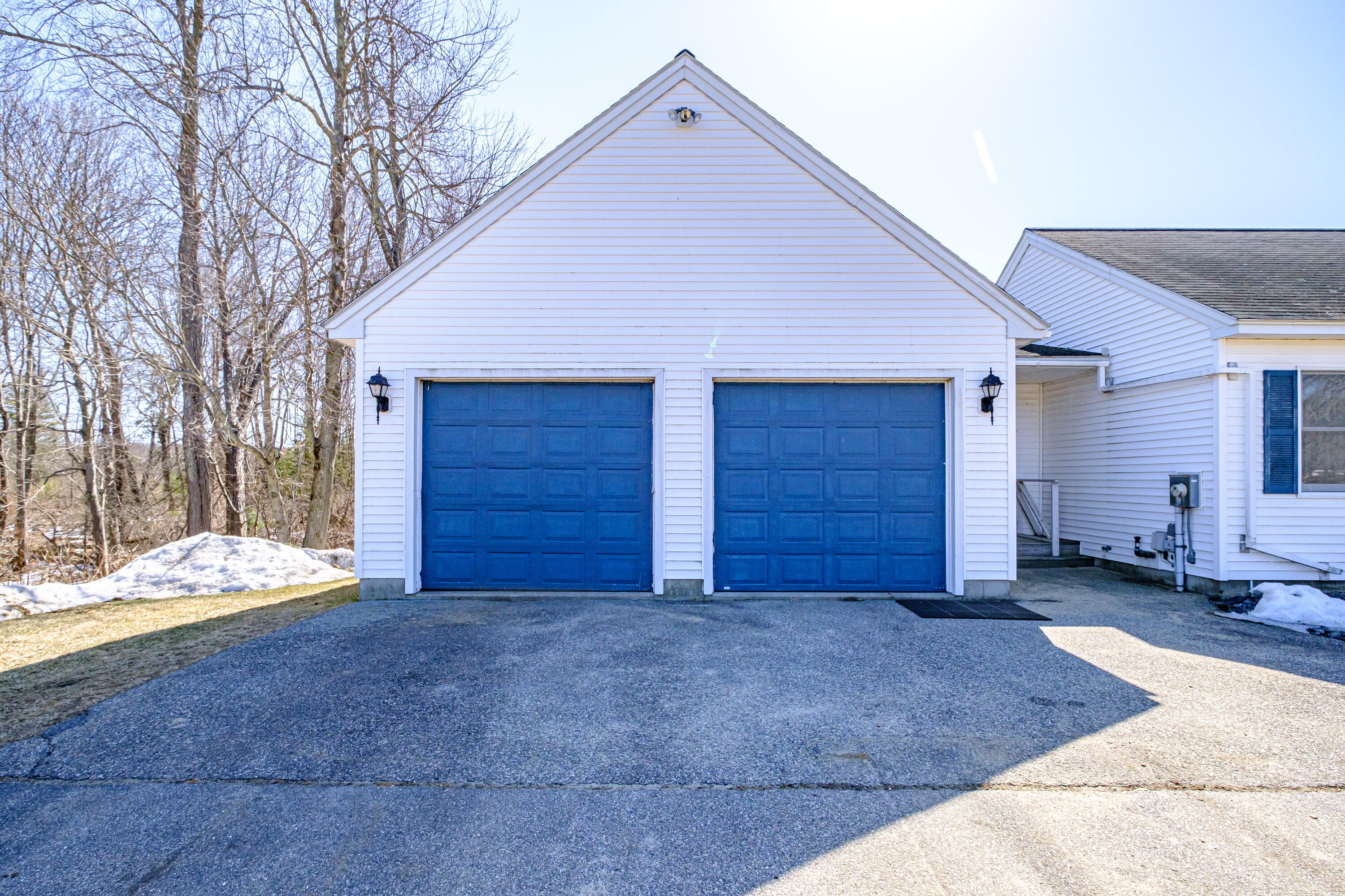 9 Clearwater Drive