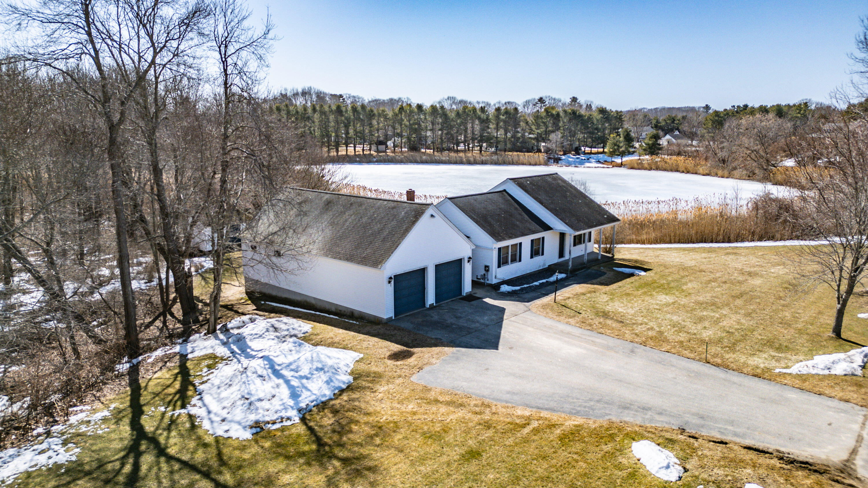 9 Clearwater Drive