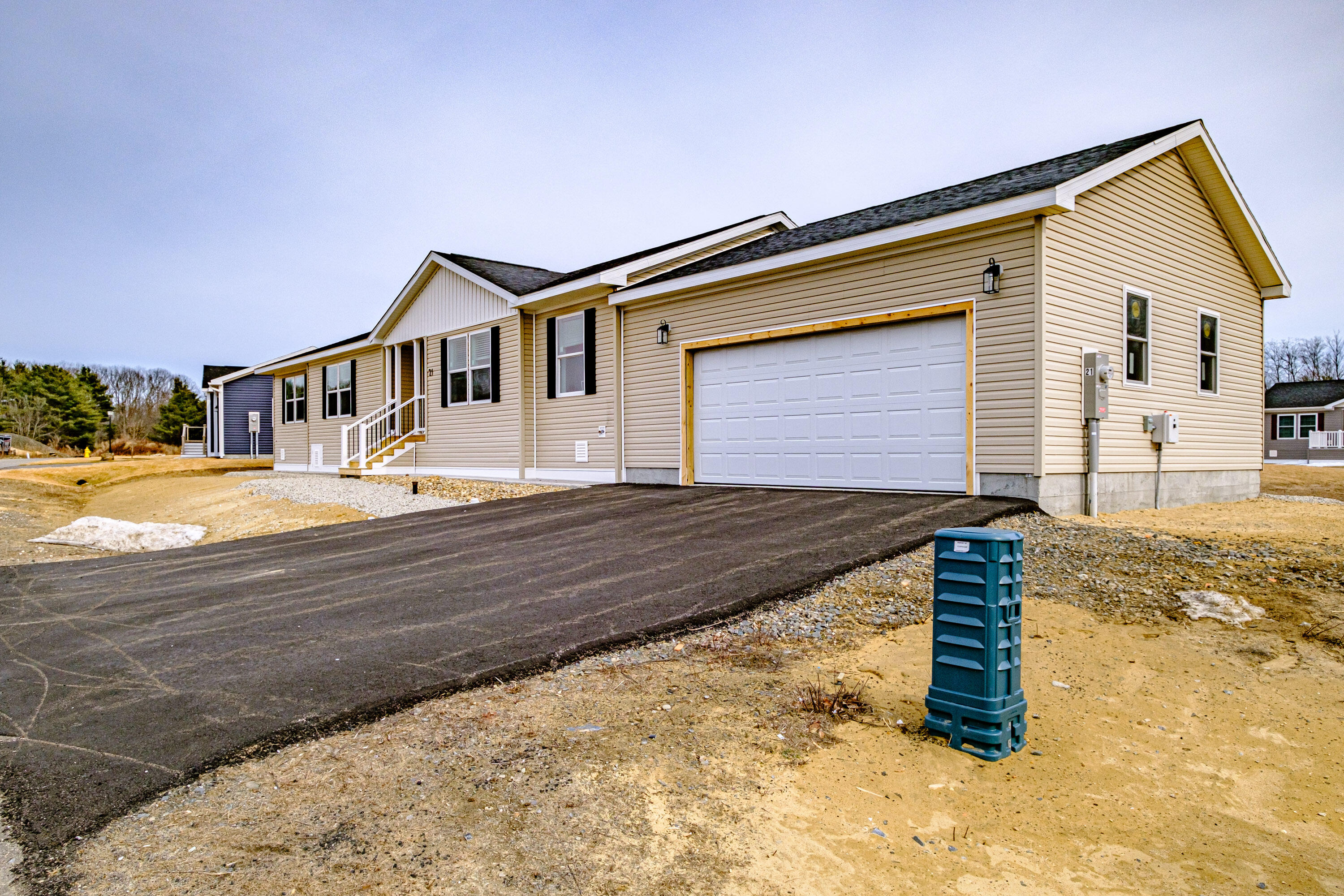 21 Colony Way
