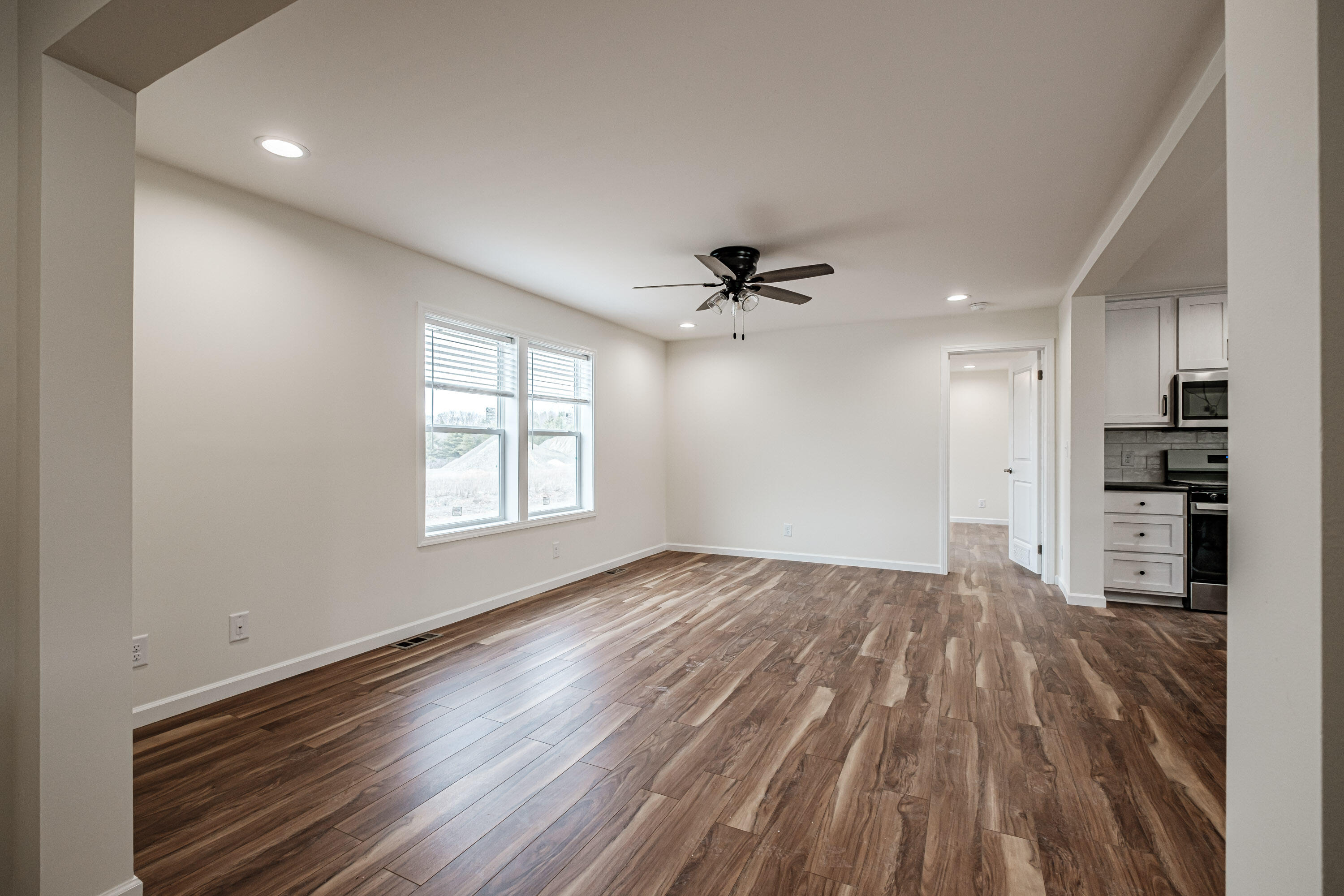 21 Colony Way
