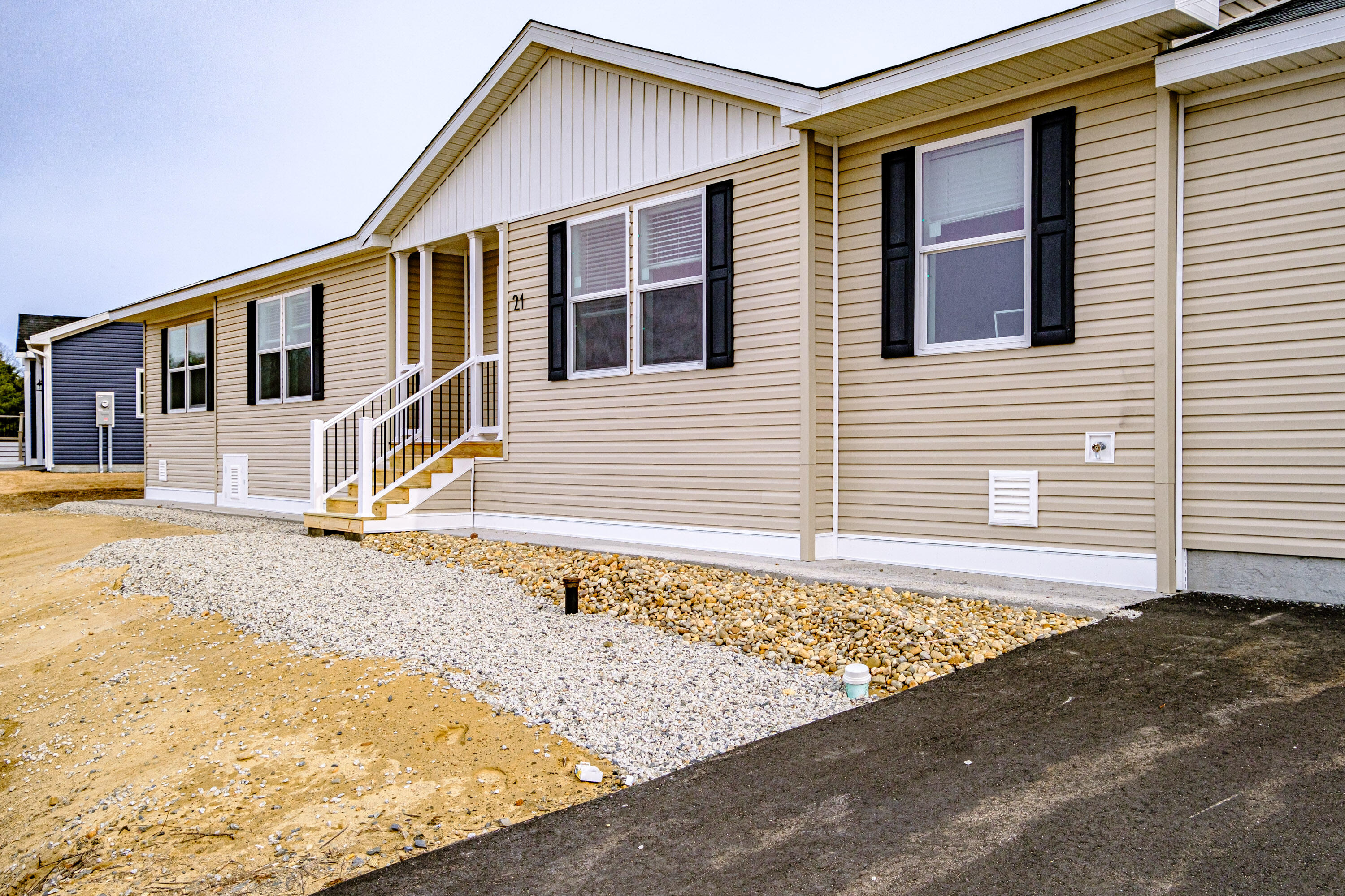 21 Colony Way